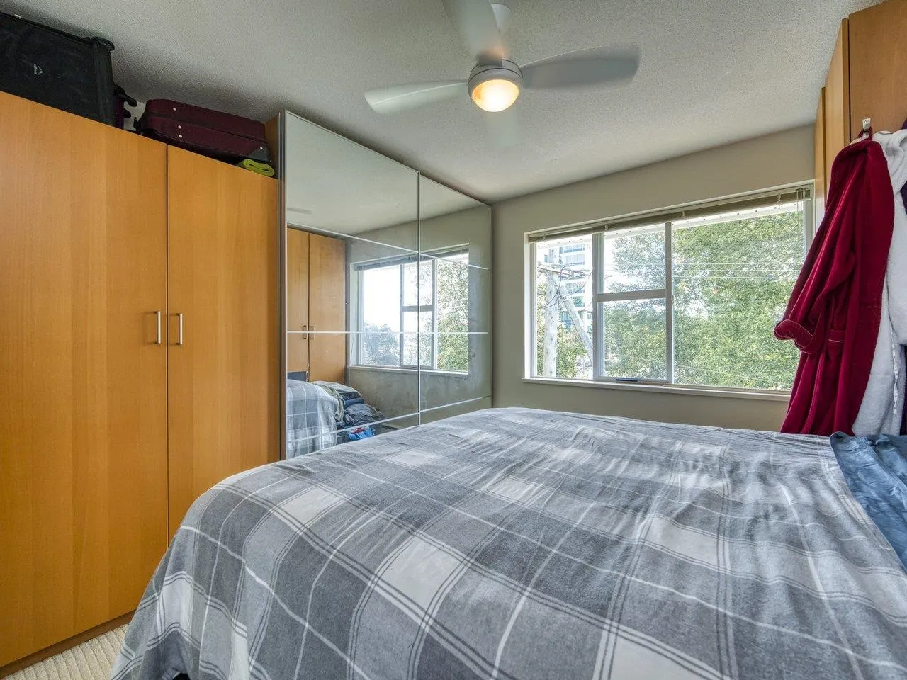 410 6888 Southpoint Drive