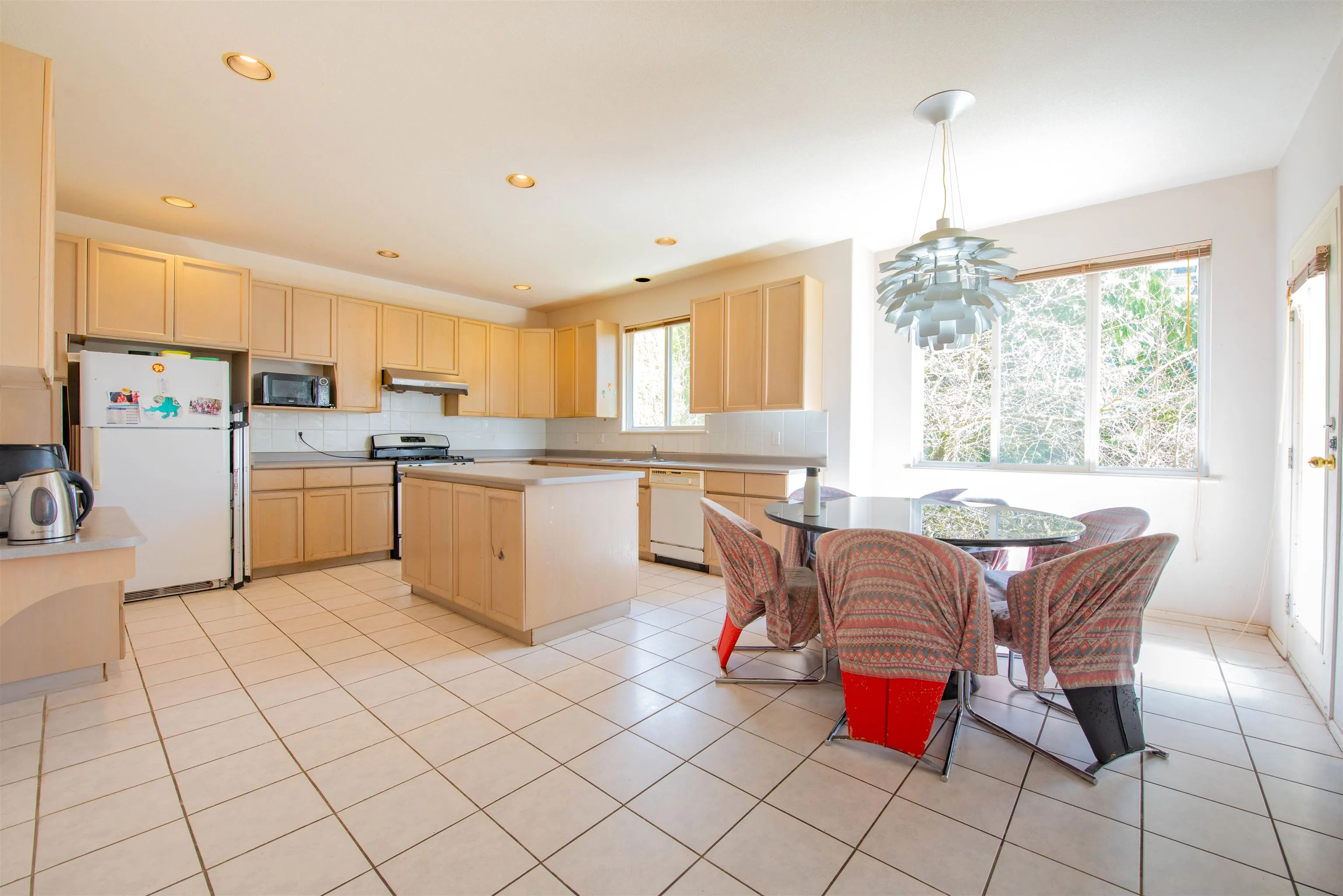 1645 Pinetree Way