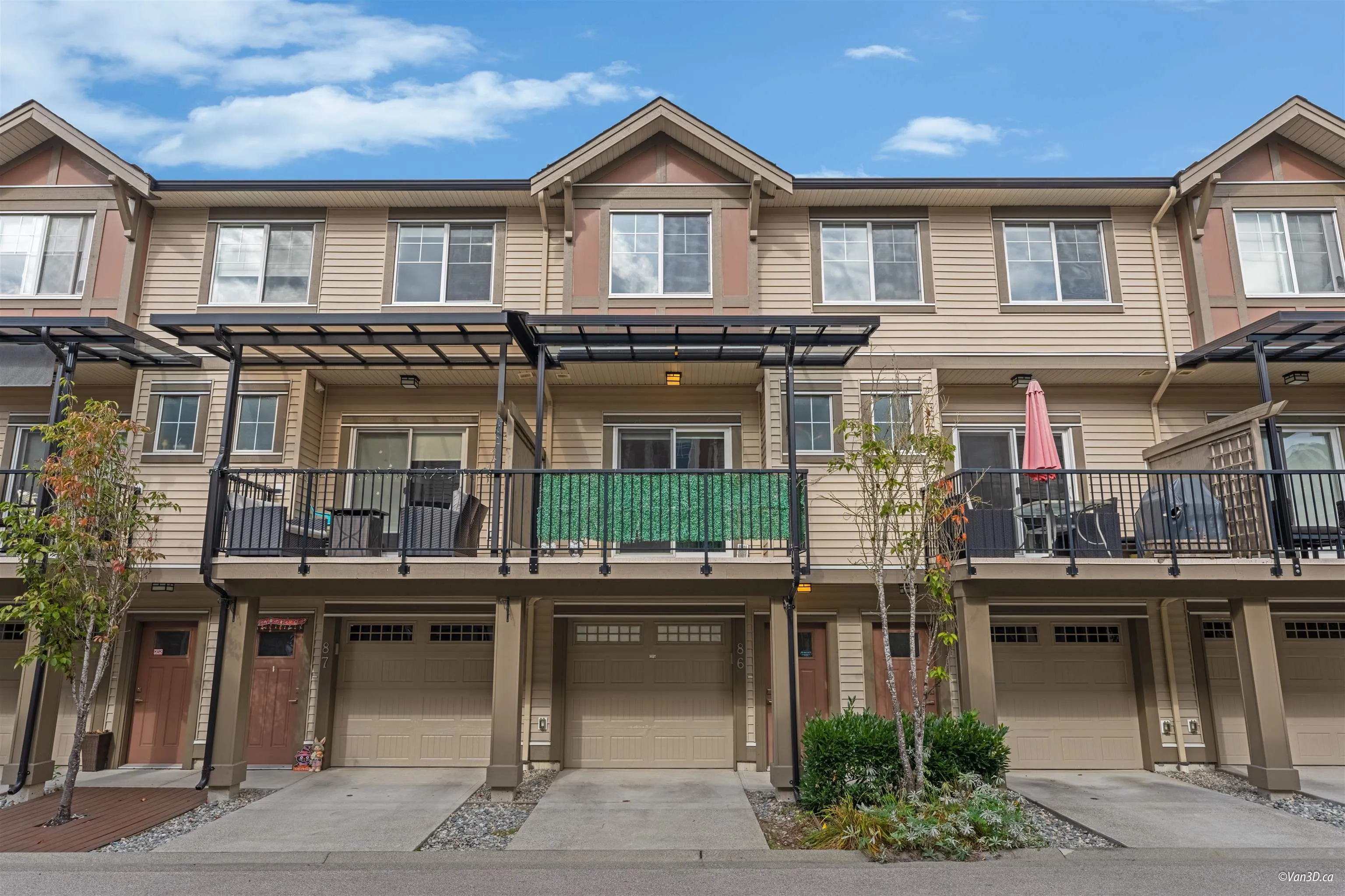 86 10151 240 Street