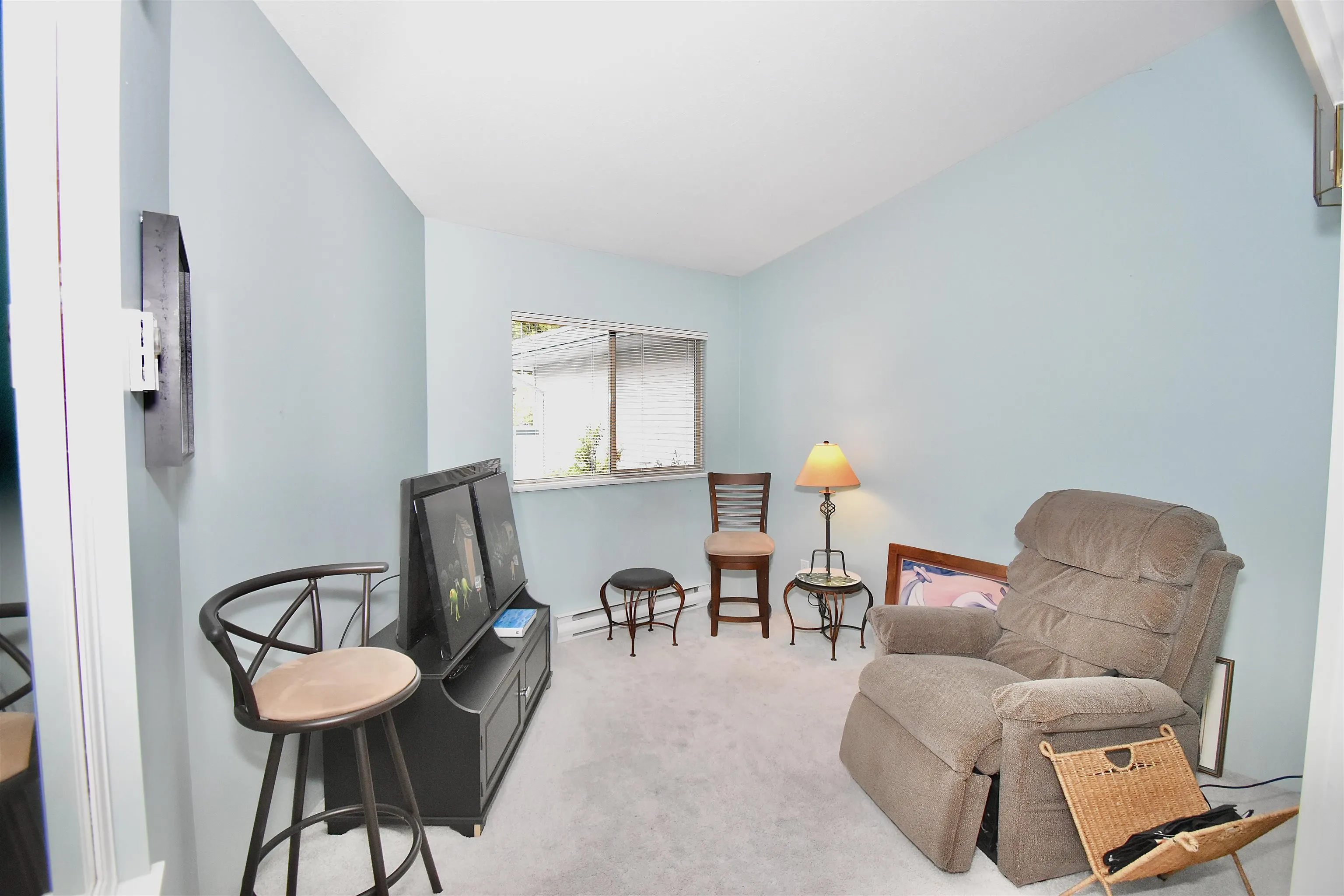 28 555 Eaglecrest Drive