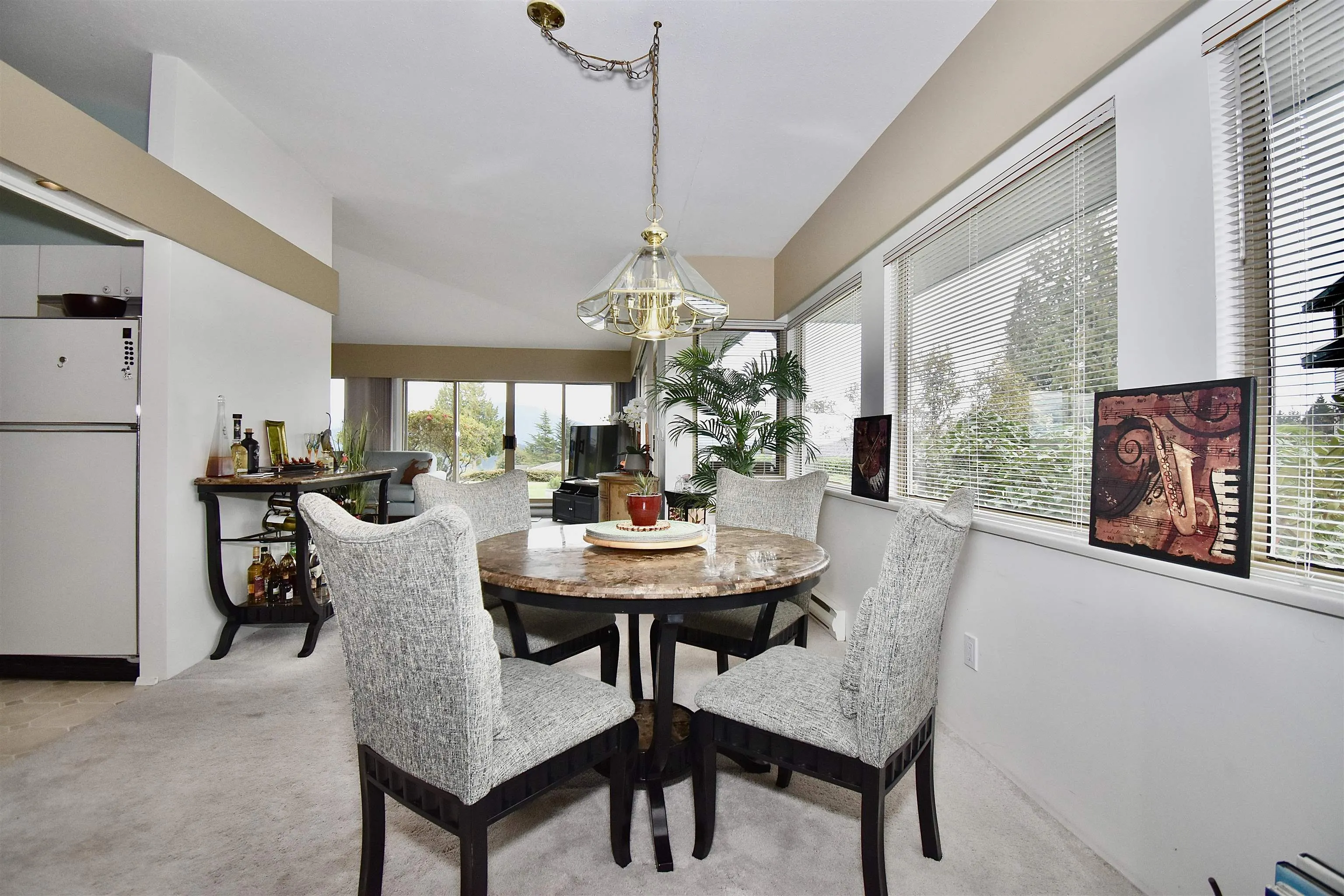 28 555 Eaglecrest Drive
