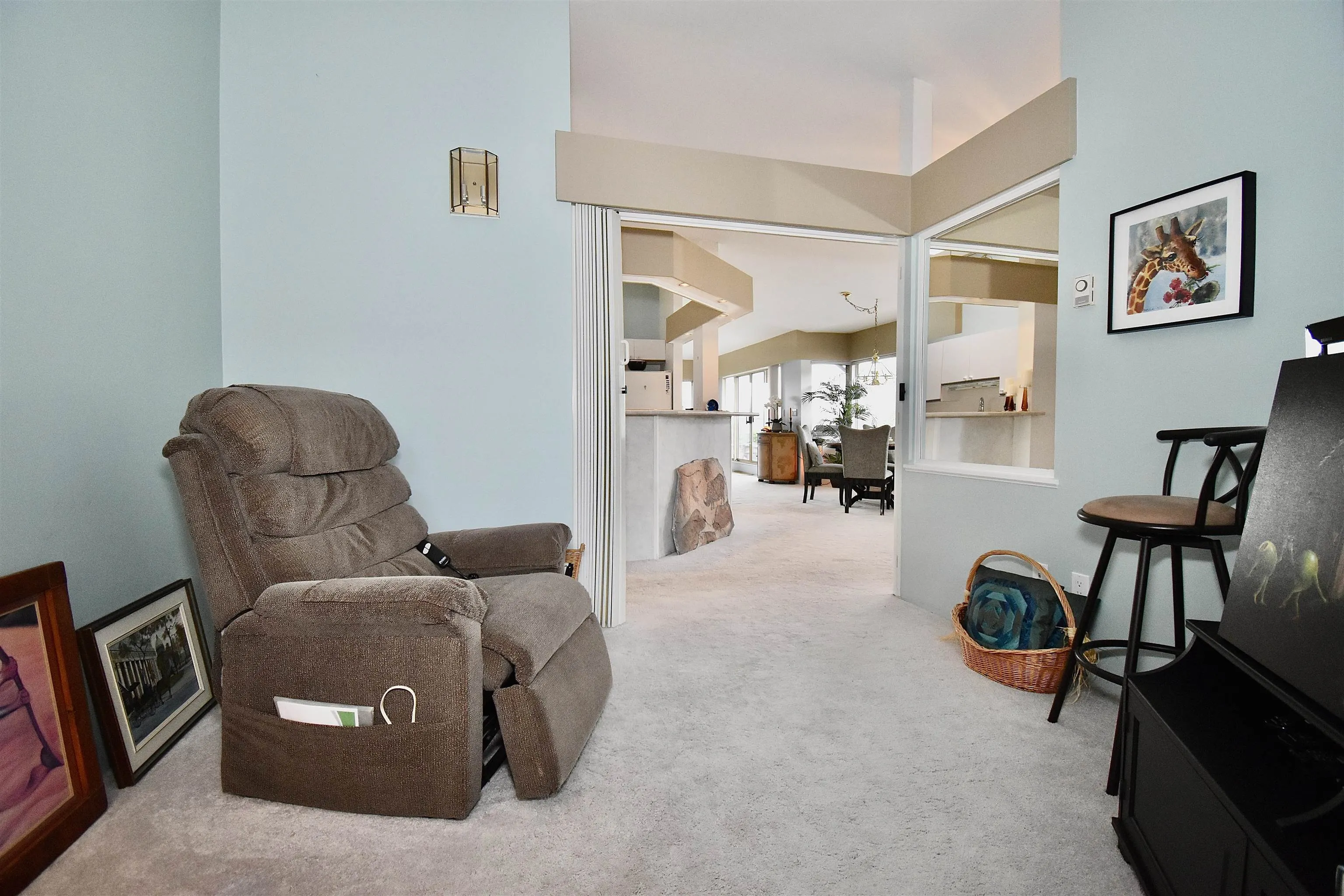 28 555 Eaglecrest Drive