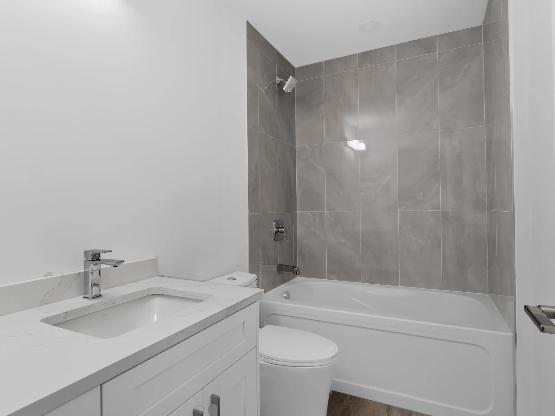 3 1655 Agassiz Rosedale No9 Highway