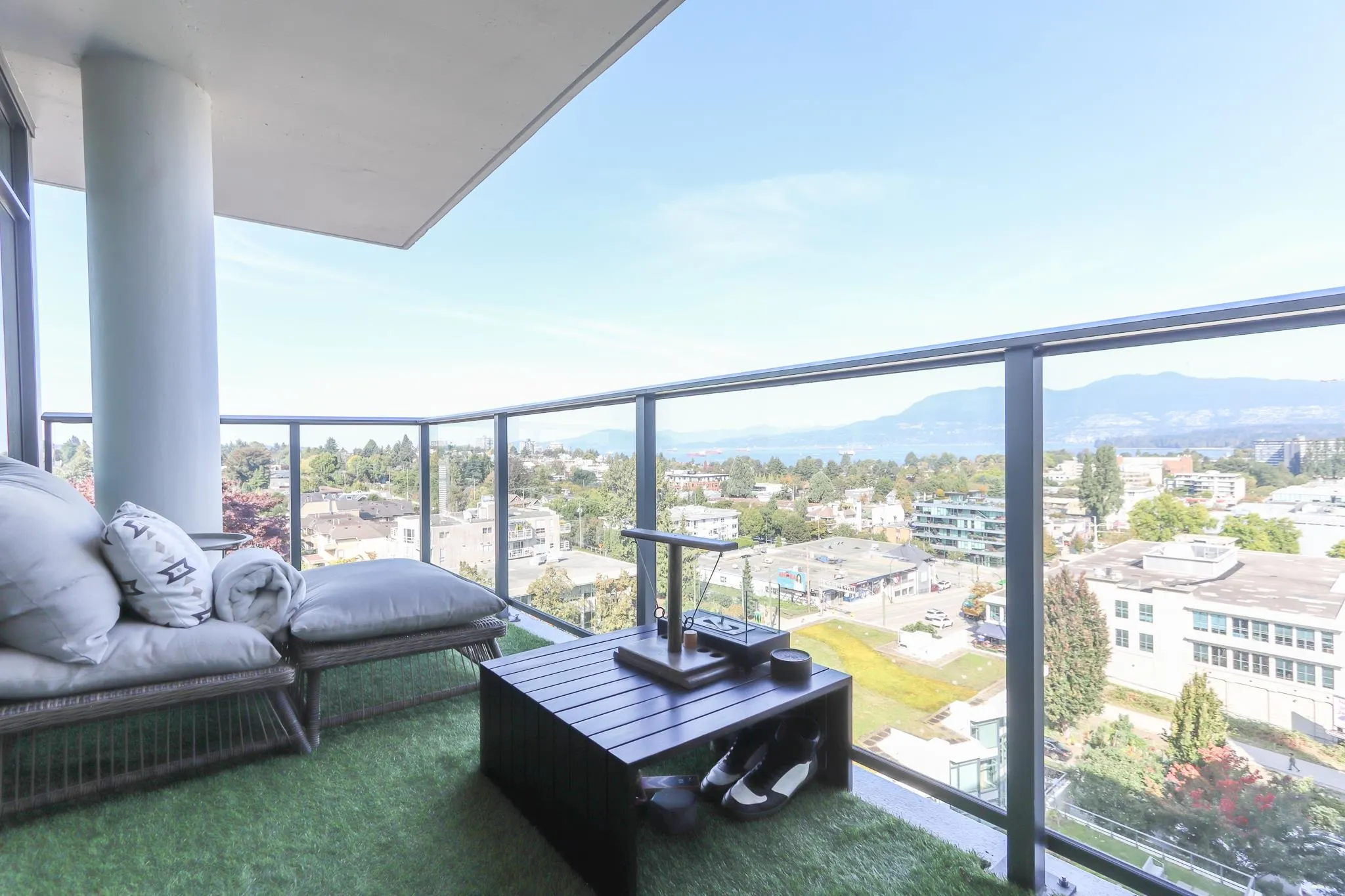 1107 1777 W 7th Avenue