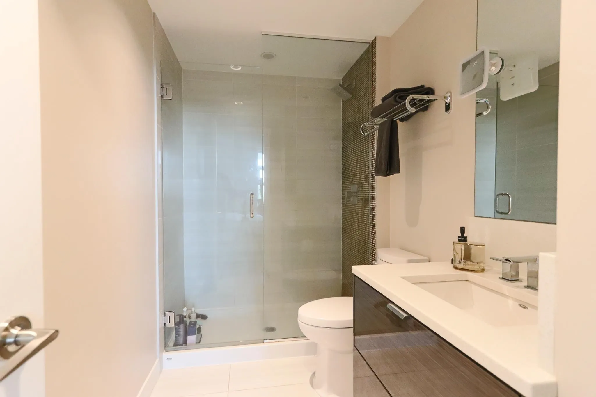 1107 1777 W 7th Avenue