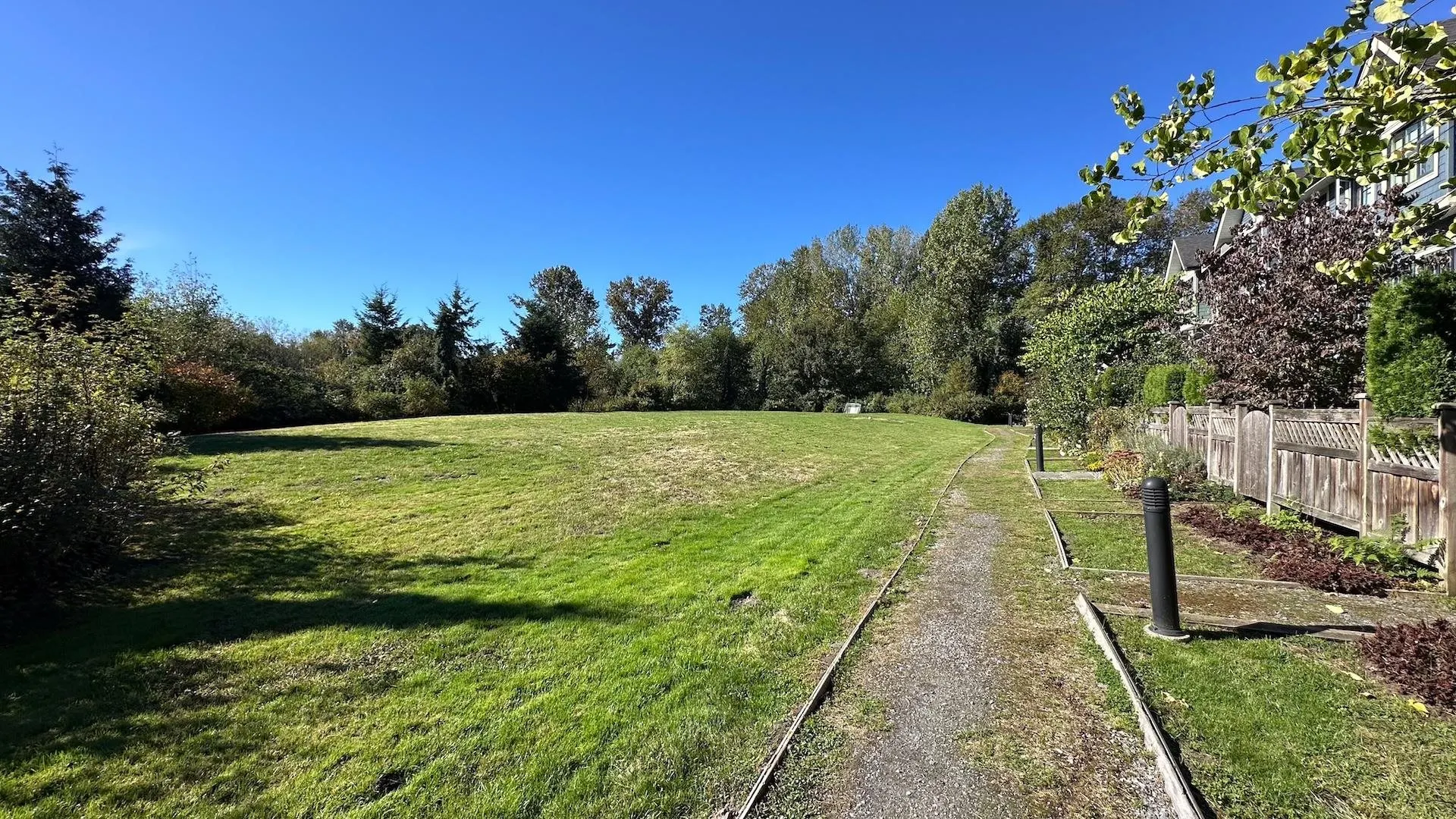 1101 8485 New Haven Close