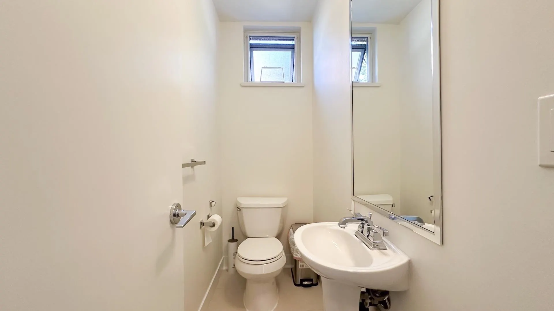 1101 8485 New Haven Close