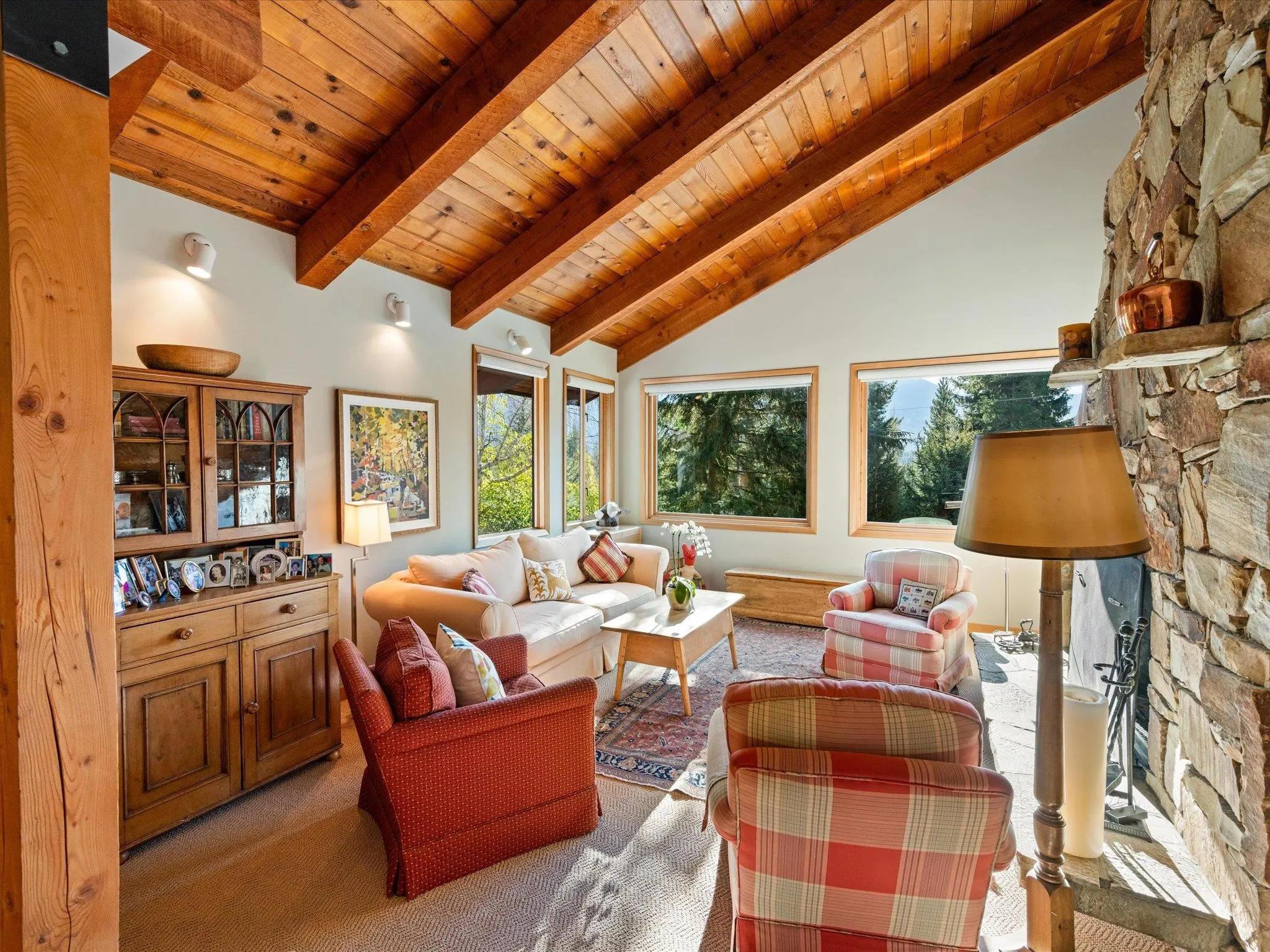 8609 Forest Ridge Drive