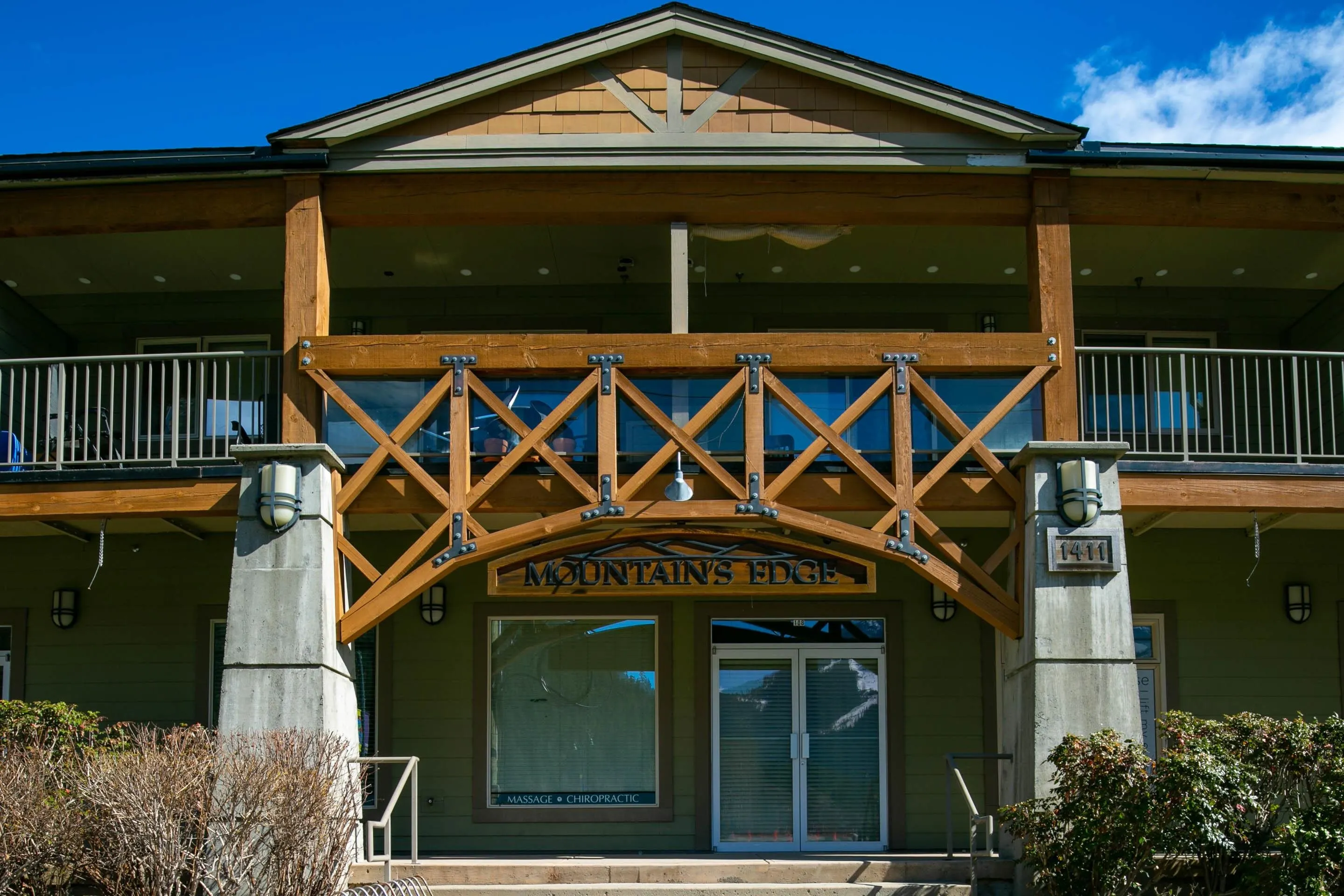 207 1411 Portage Road