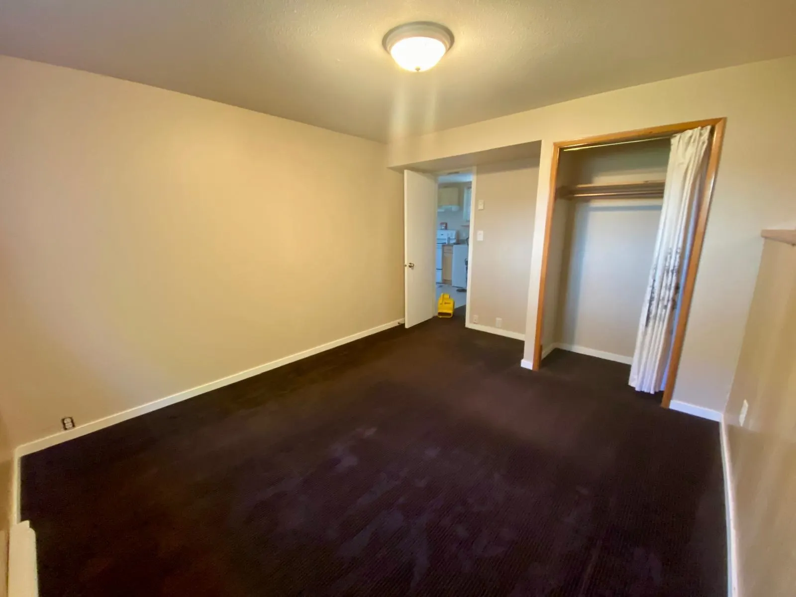 21776 Mountainview Crescent