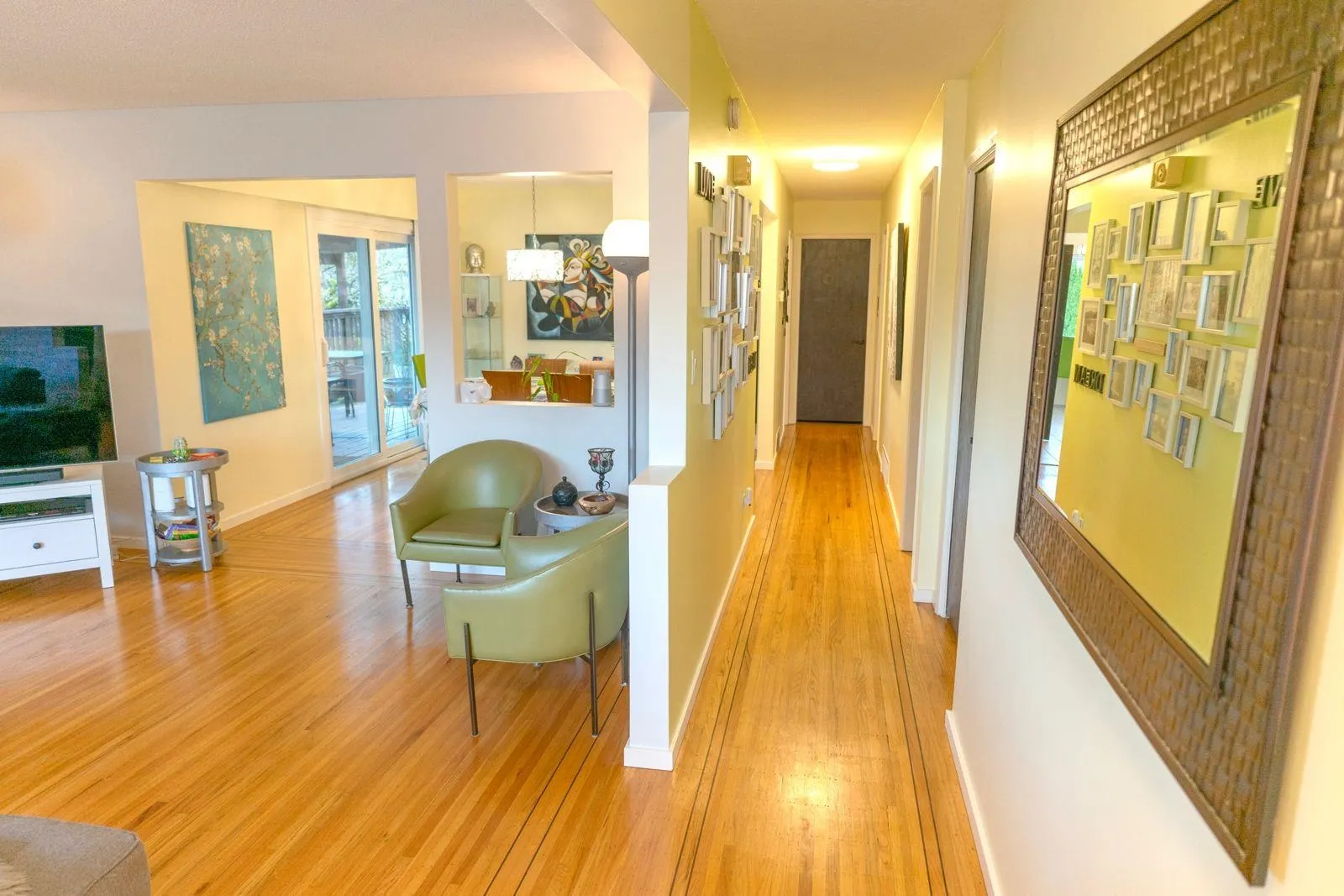 21776 Mountainview Crescent