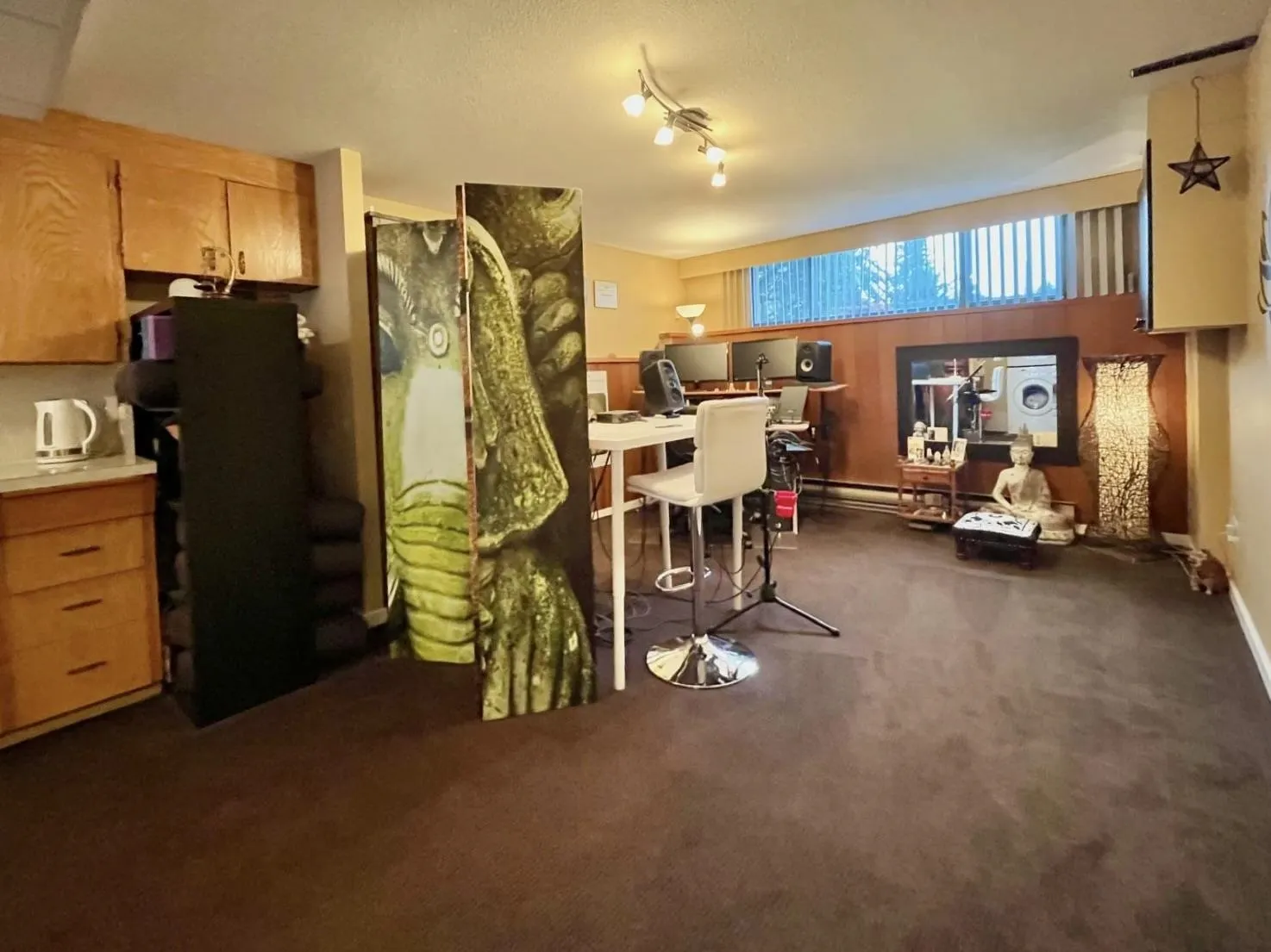 21776 Mountainview Crescent