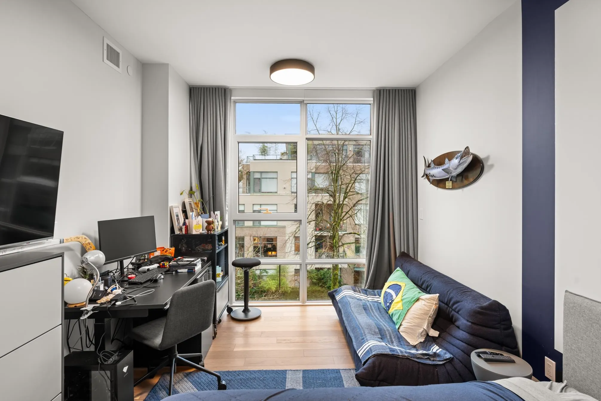 401 2687 Maple Street