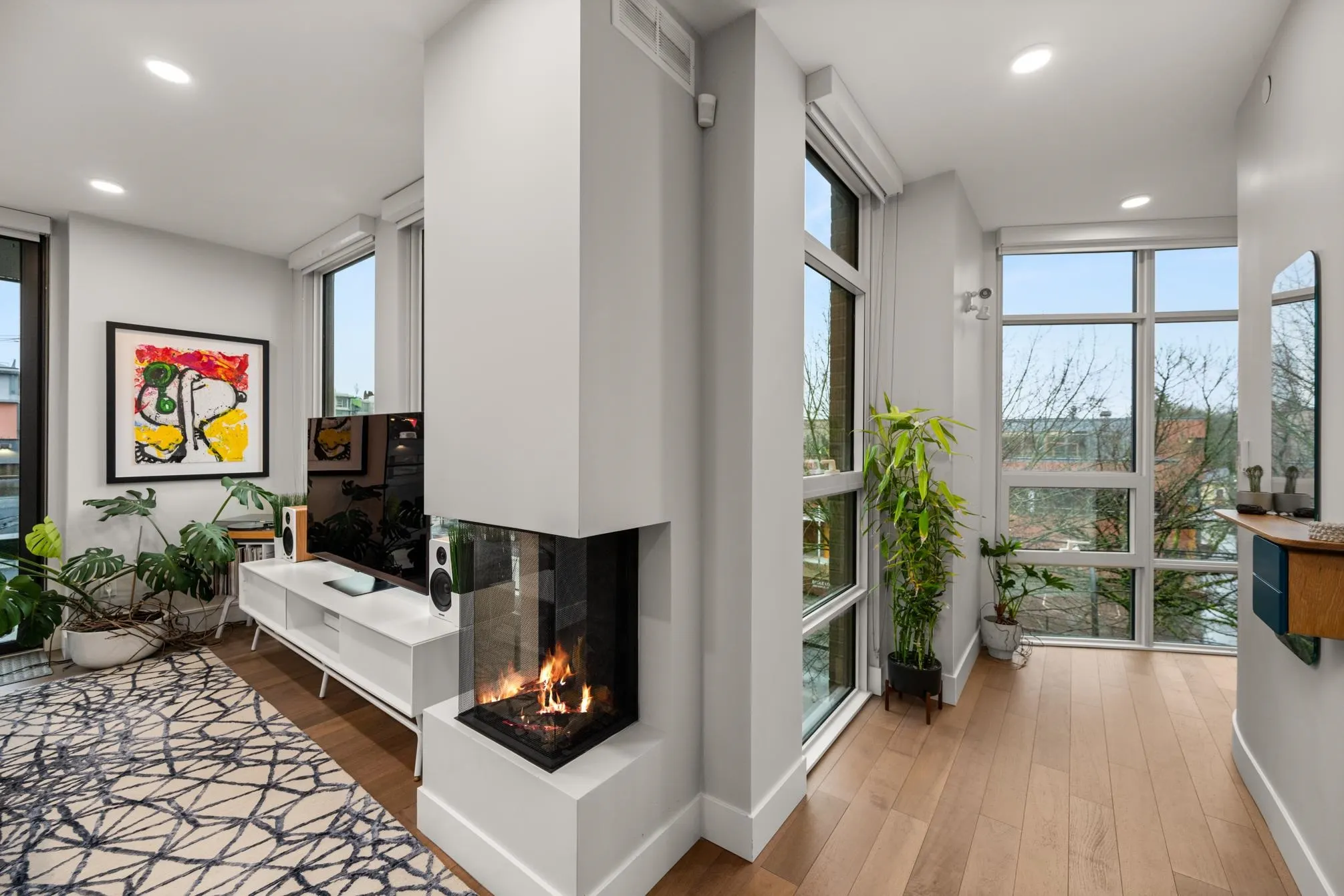 401 2687 Maple Street