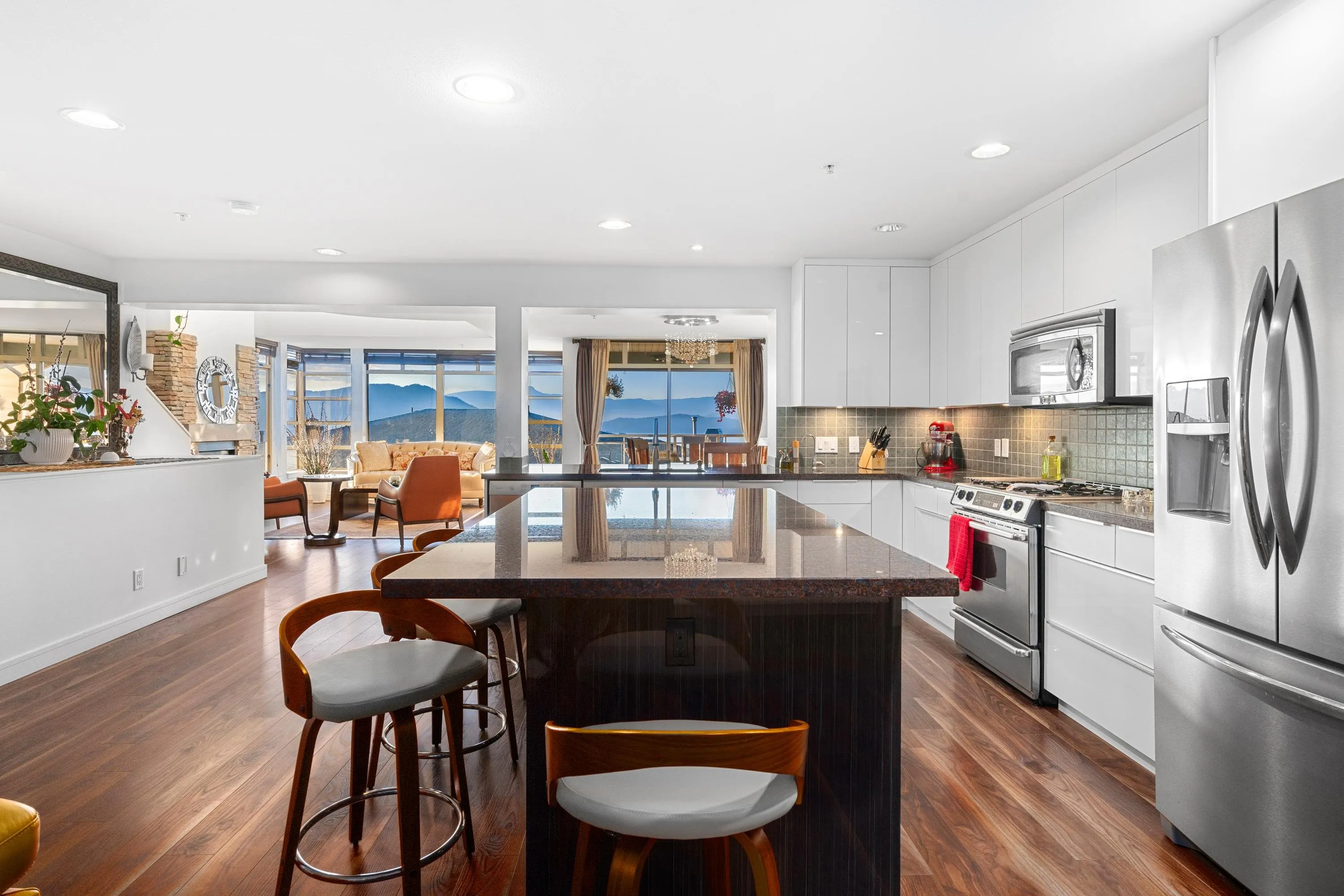 8534 Seascape Court