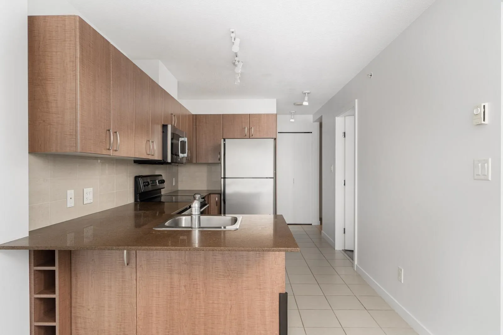 1208 610 Granville Street