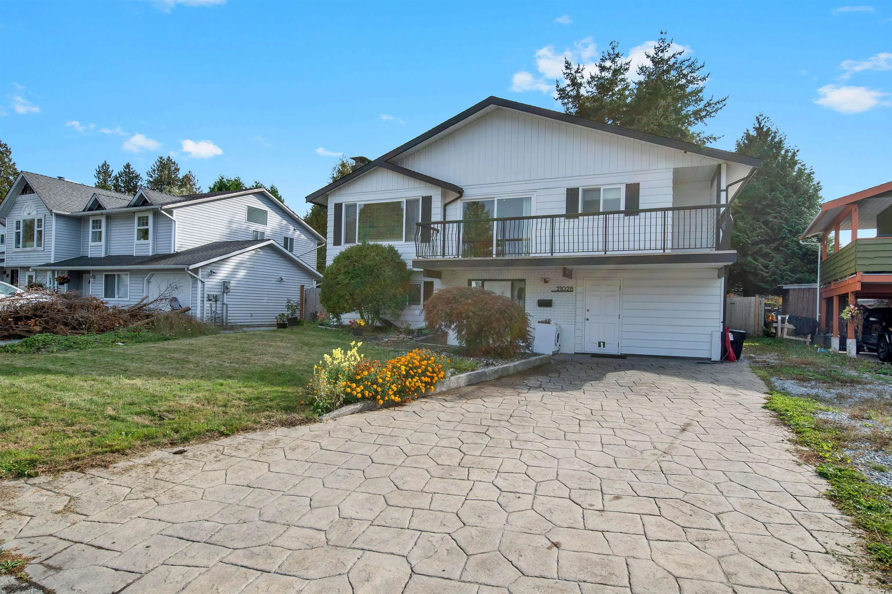 21028 119 Avenue