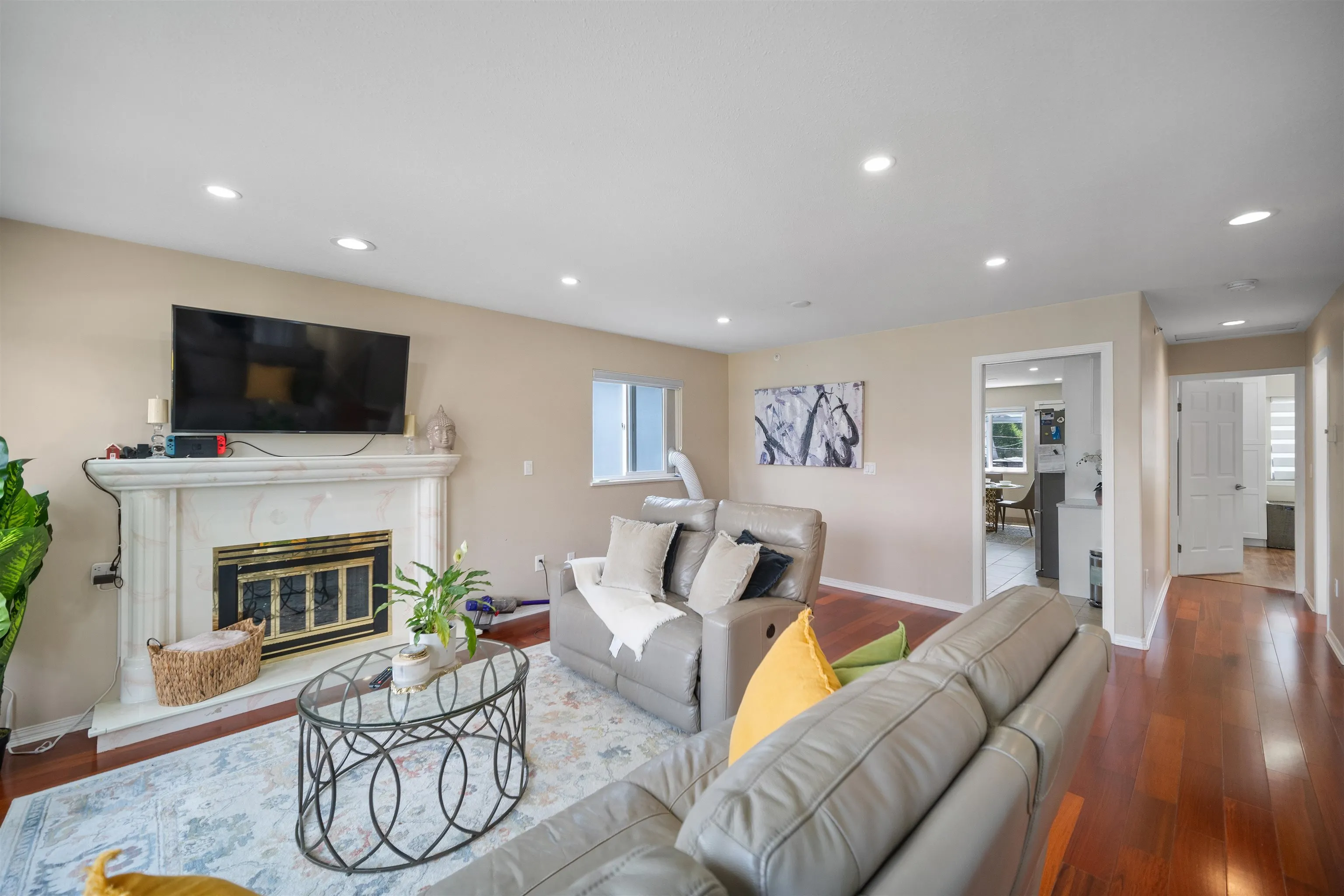 248 E 59th Avenue