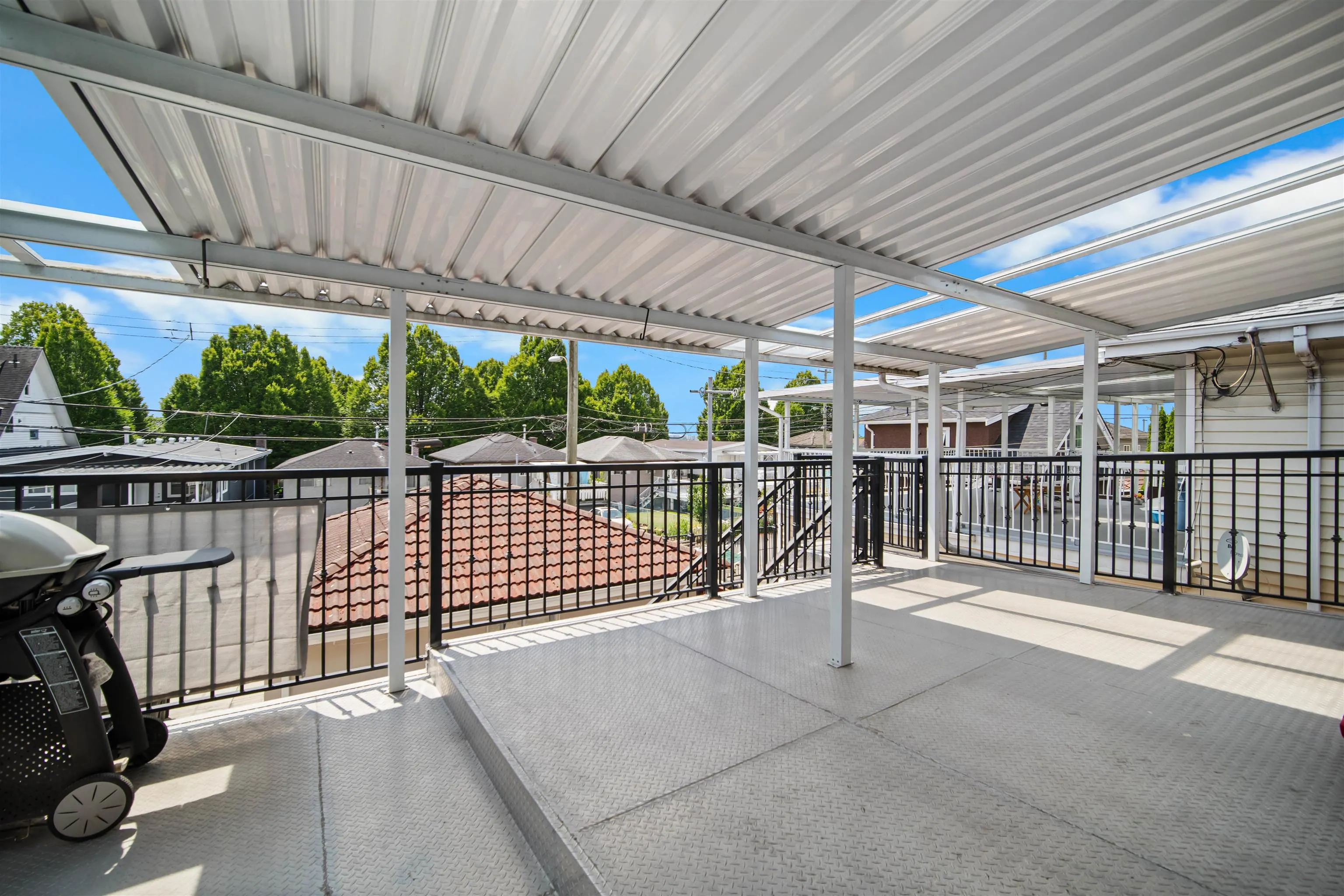 248 E 59th Avenue