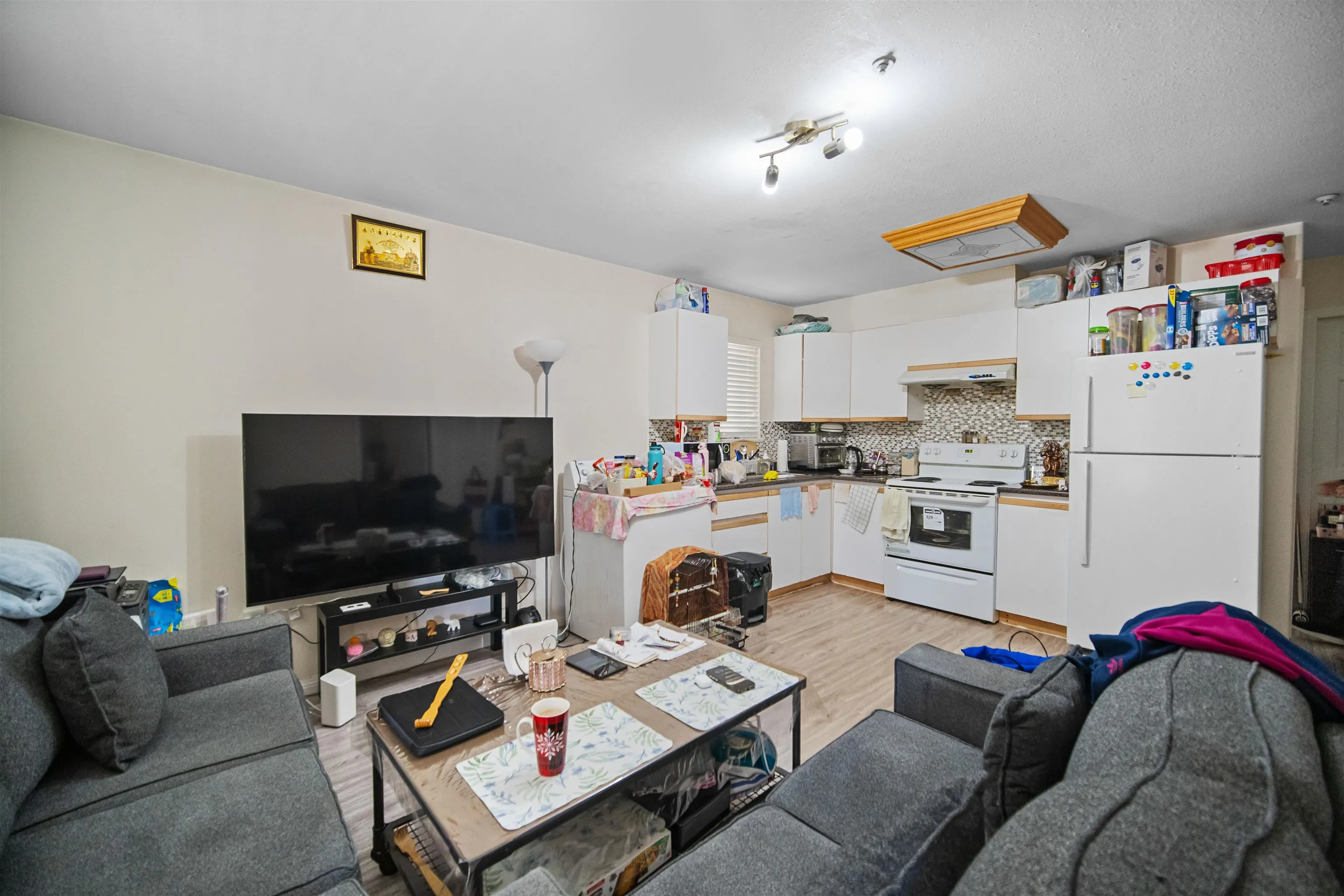 248 E 59th Avenue
