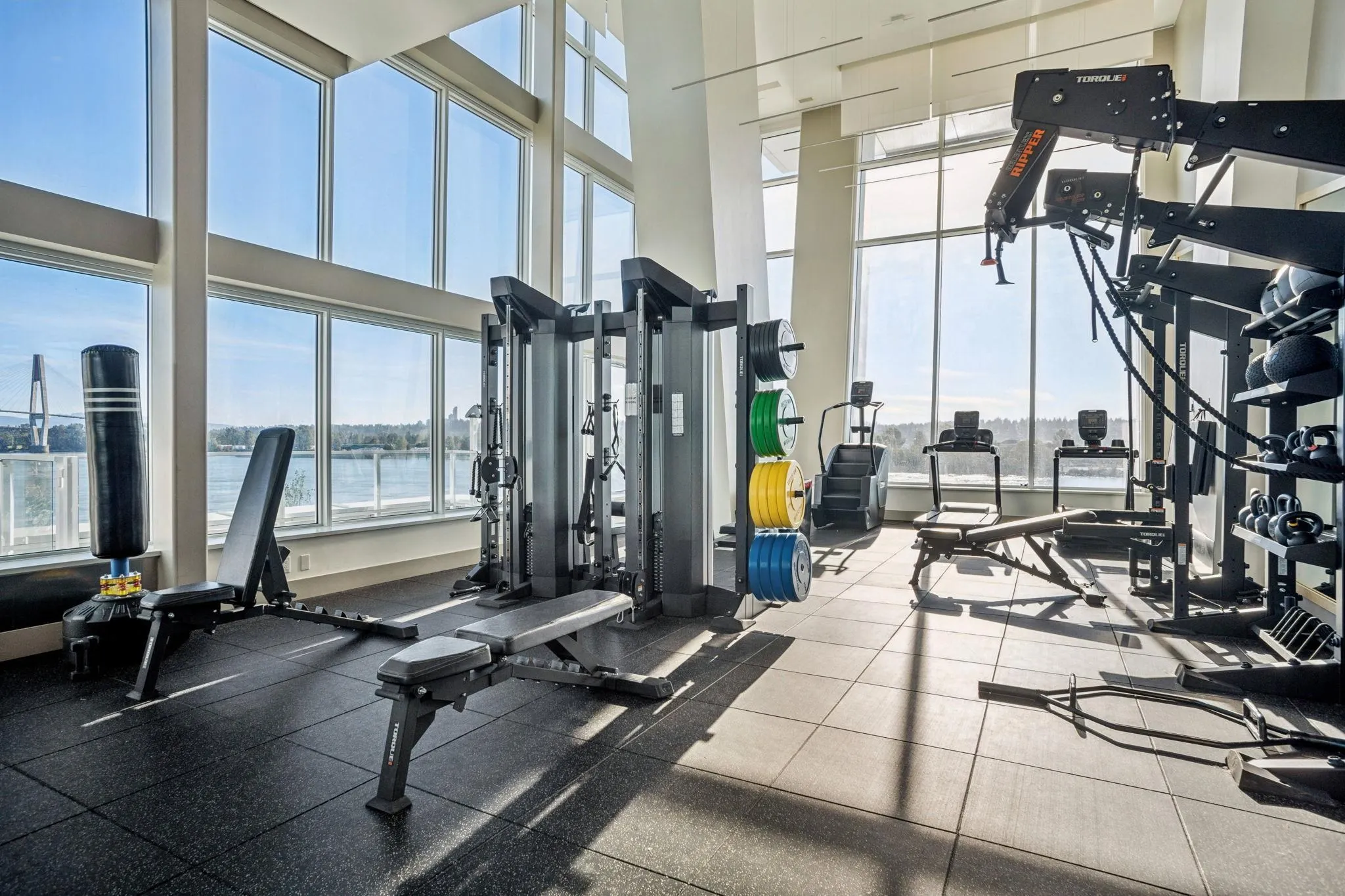 3703 680 Quayside Drive