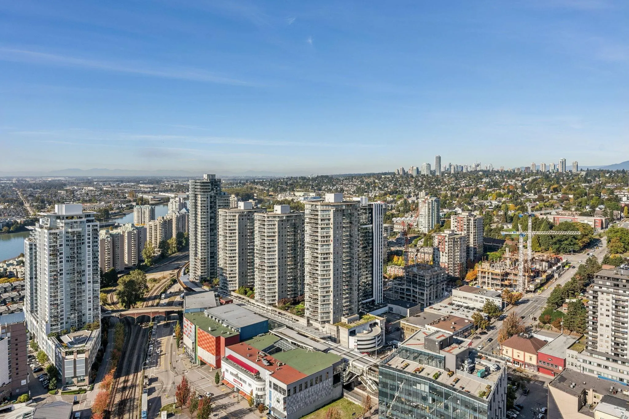 3703 680 Quayside Drive