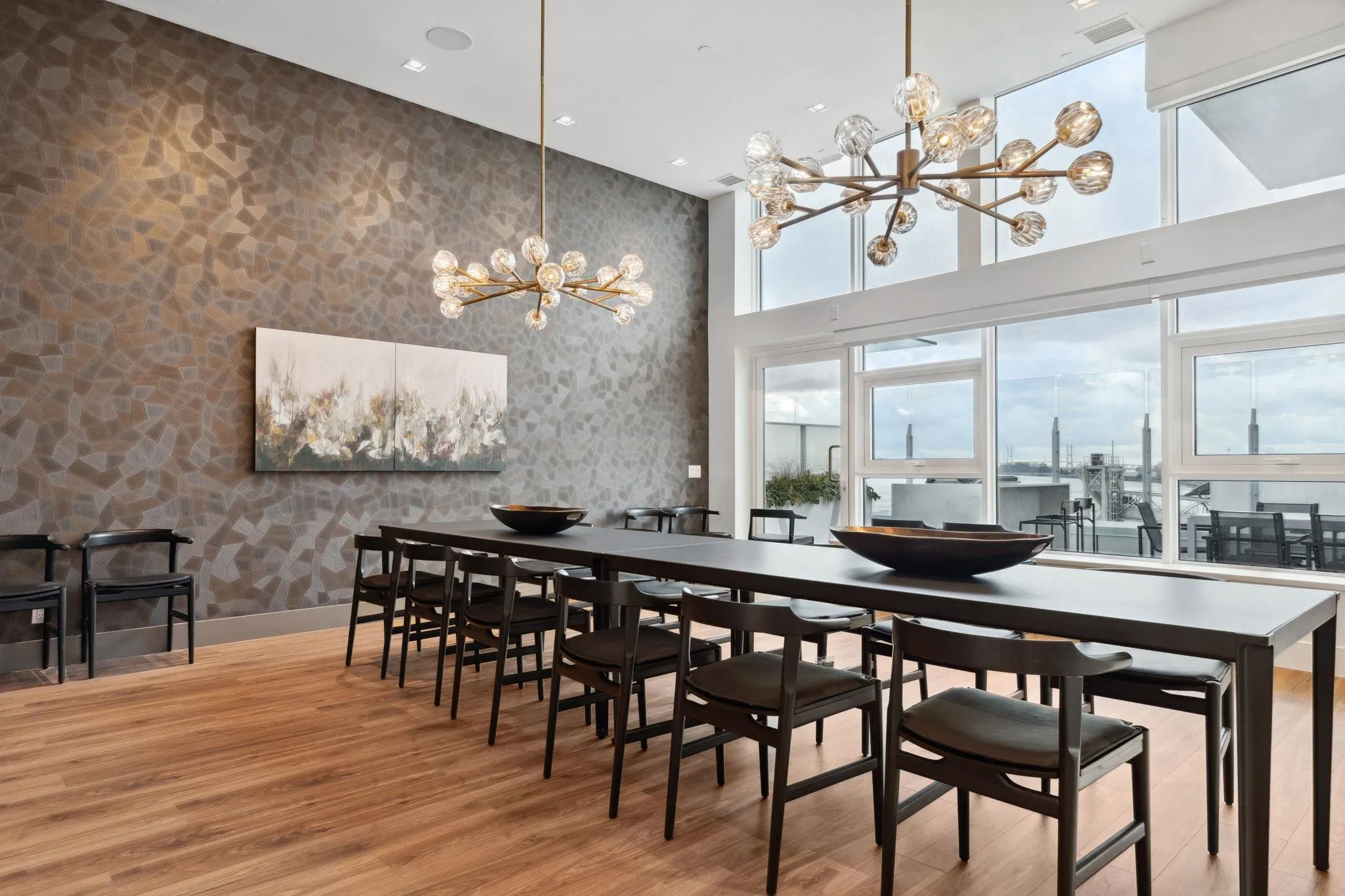 3703 680 Quayside Drive