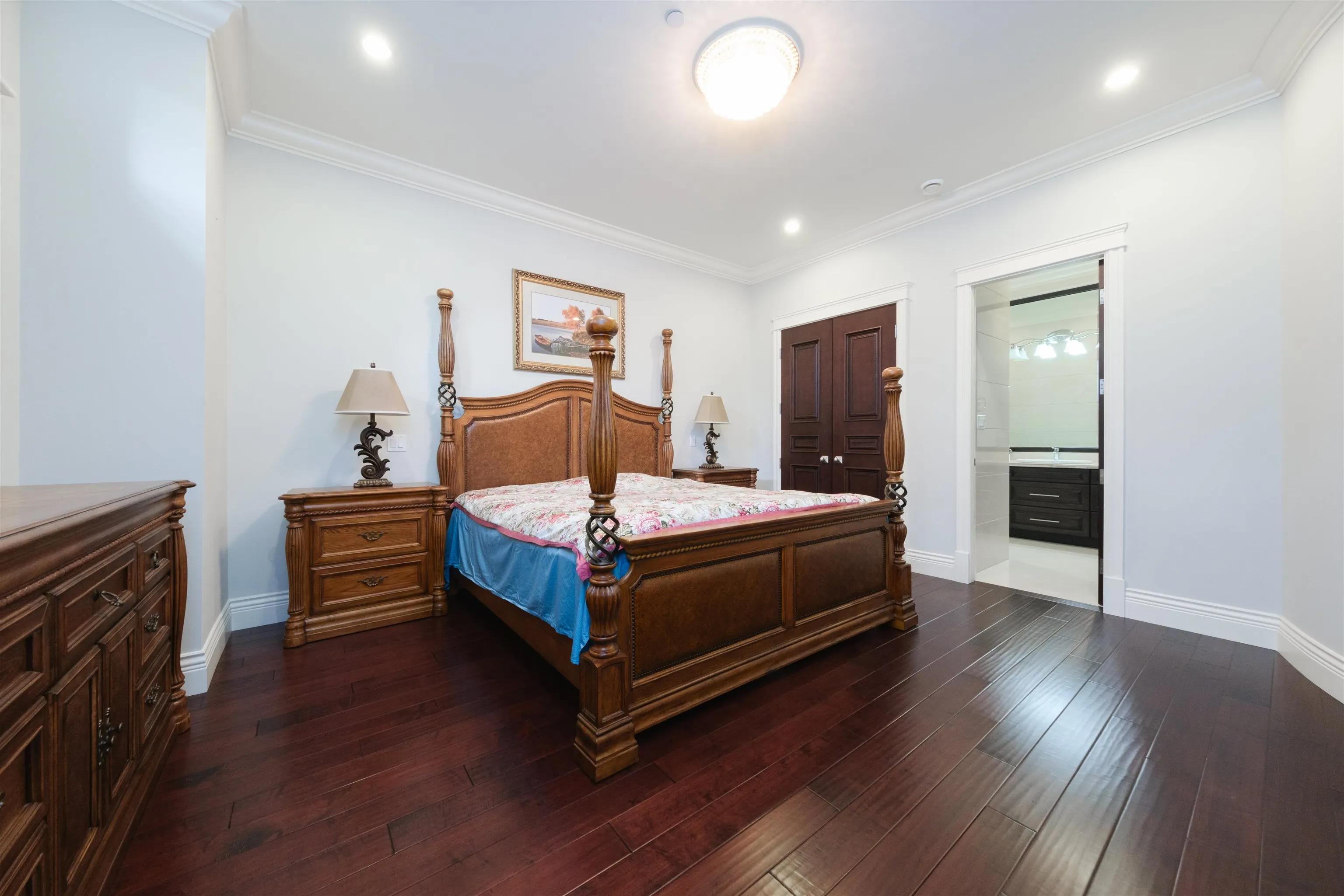 2769 W 49th Avenue