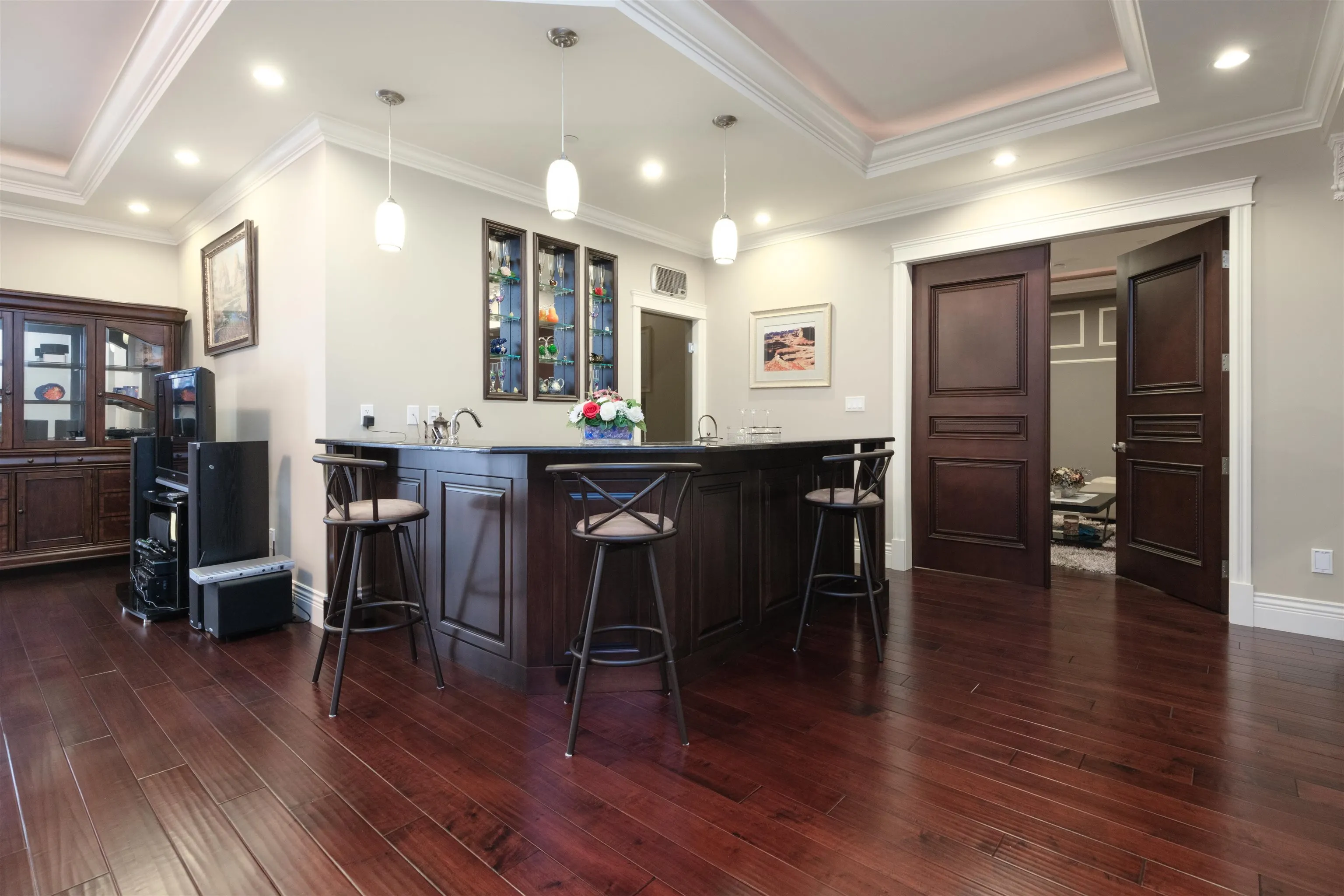2769 W 49th Avenue