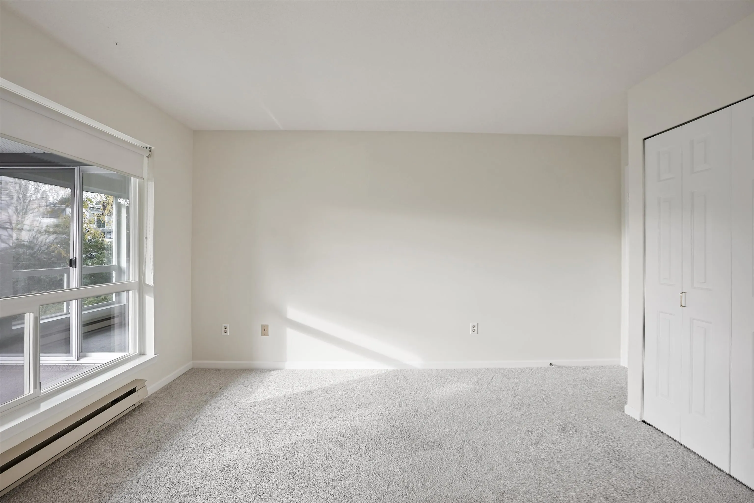 304 15717 Marine Drive