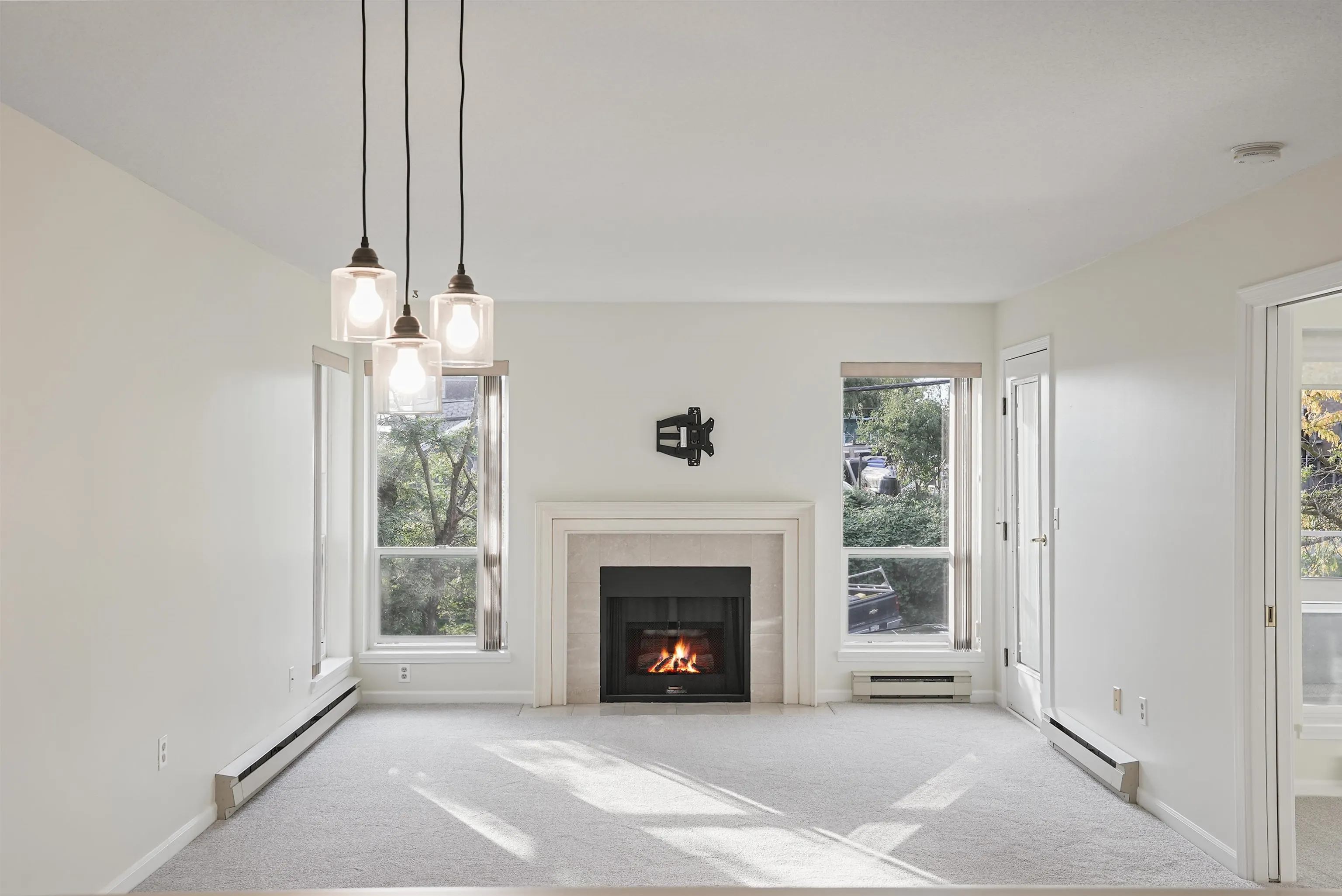 304 15717 Marine Drive