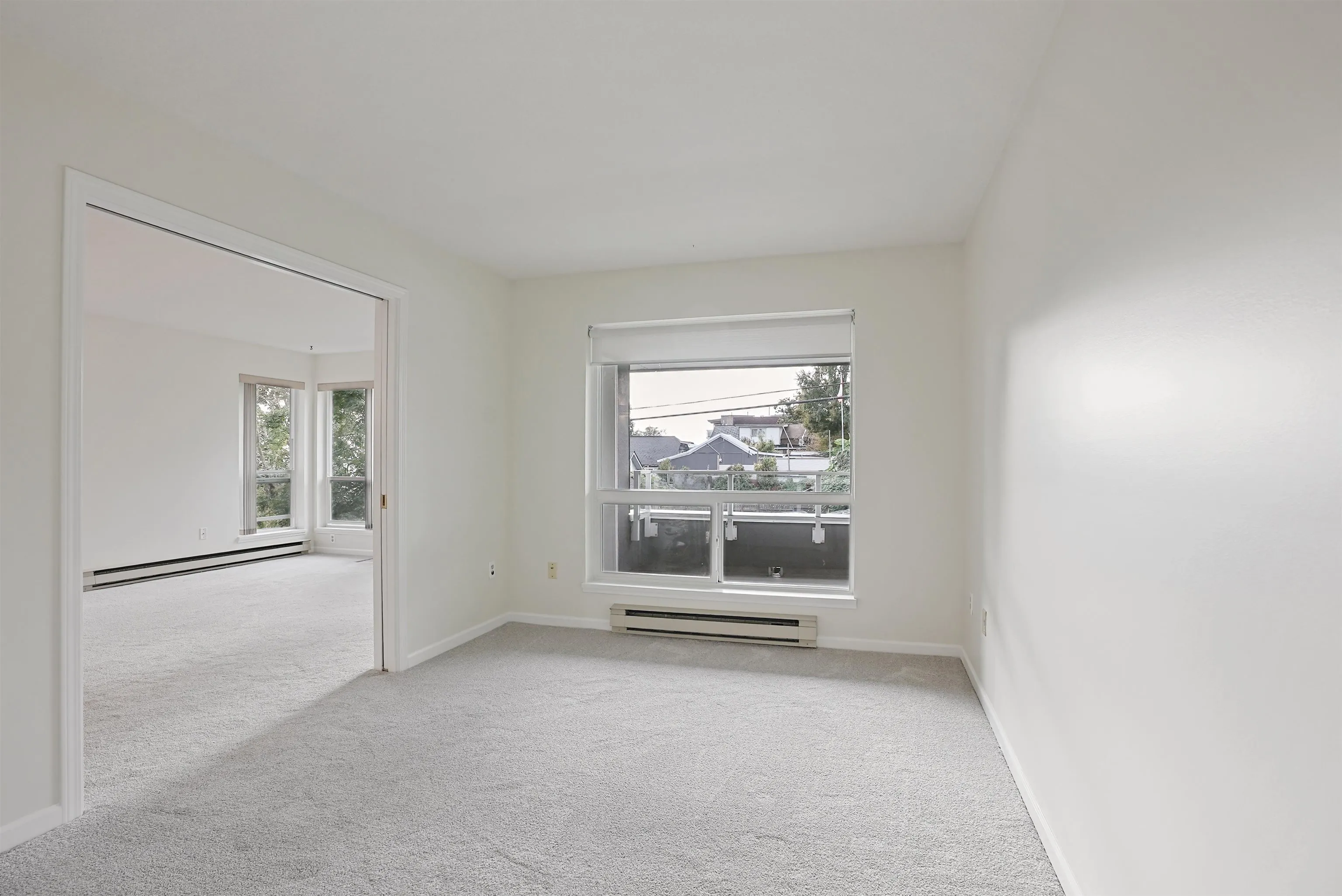 304 15717 Marine Drive