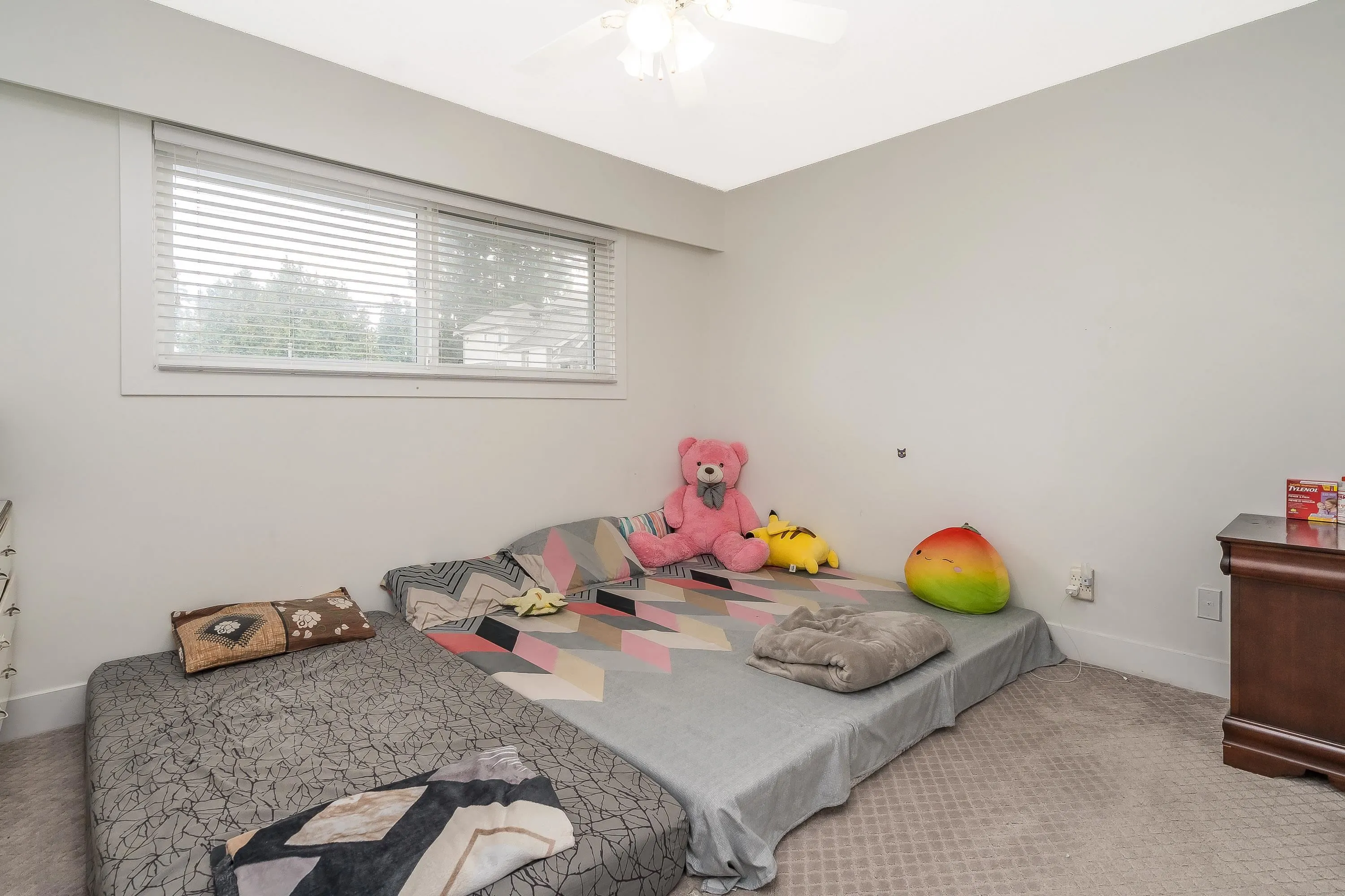 2545 Lilac Crescent