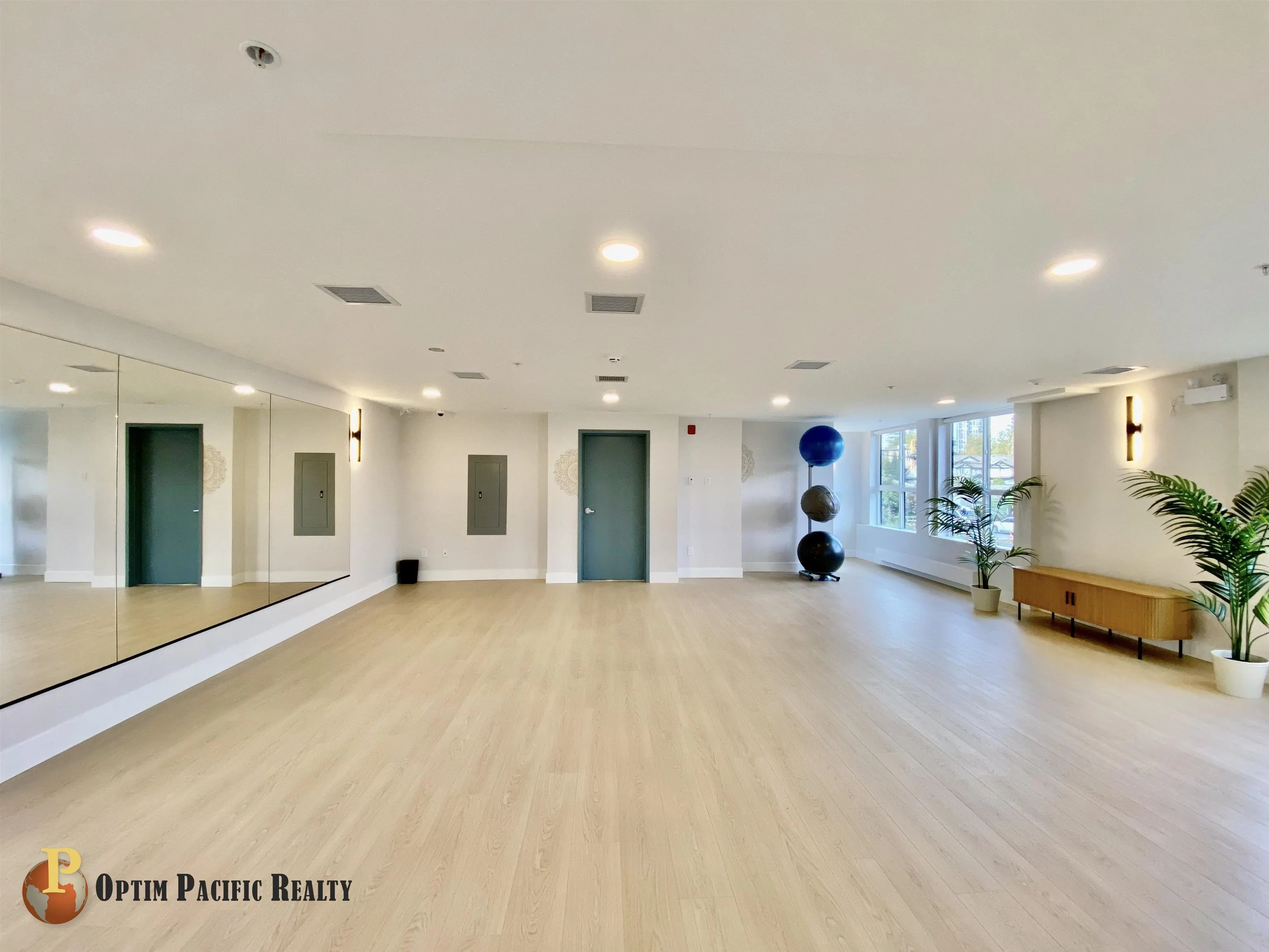 41X 13458 95 Avenue