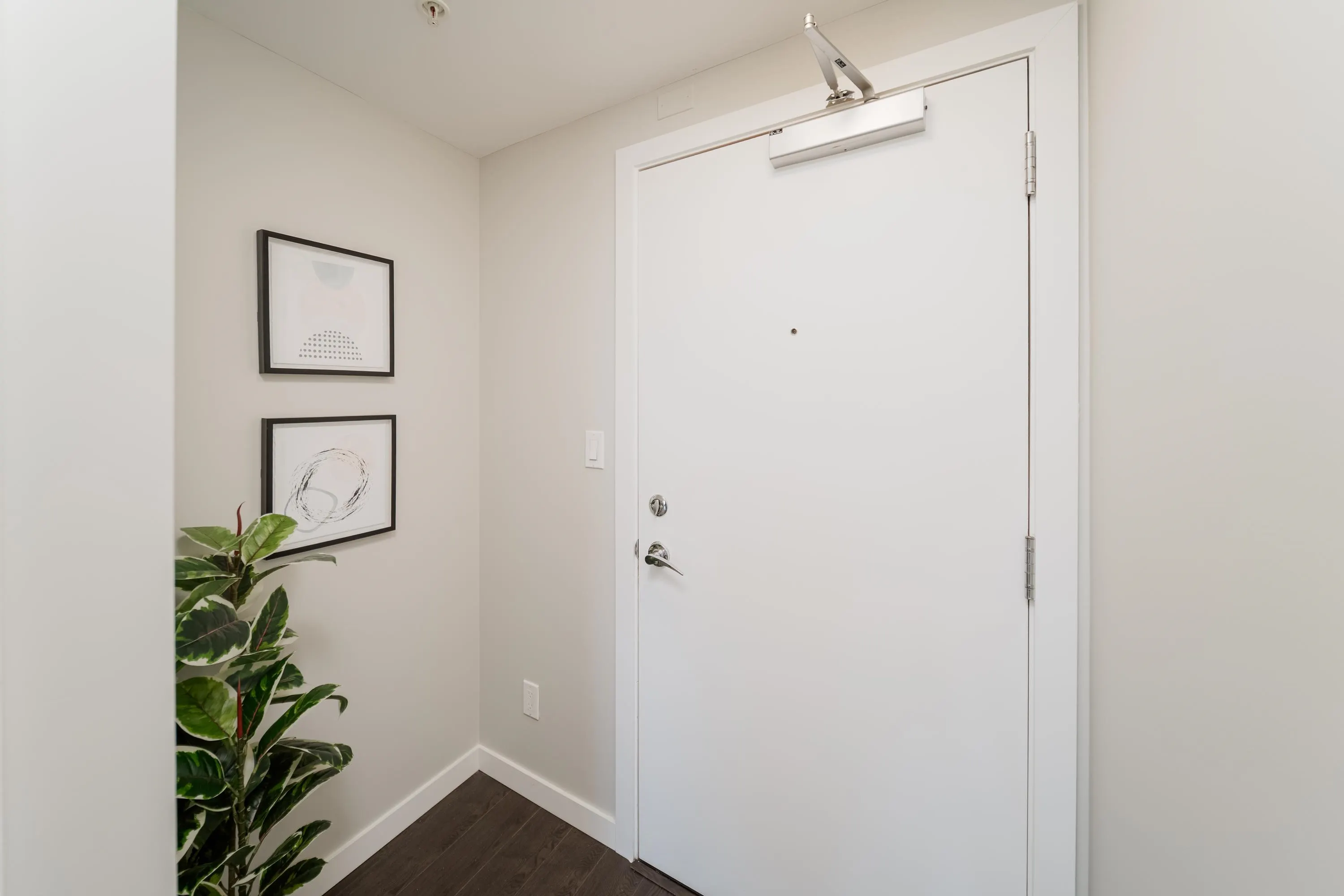 902 138 W 1st Avenue