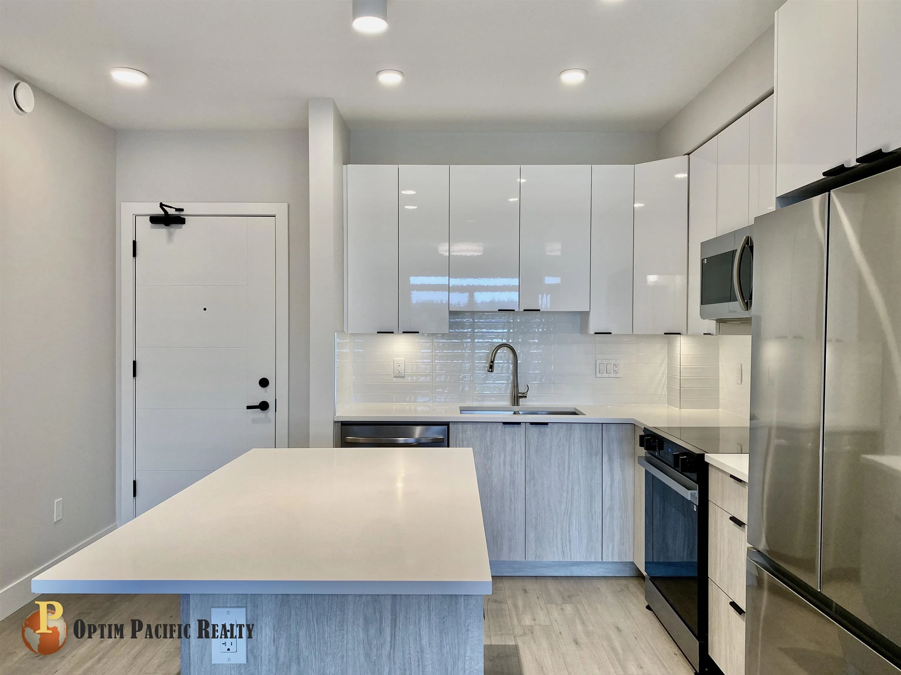 40X 13458 95 Avenue