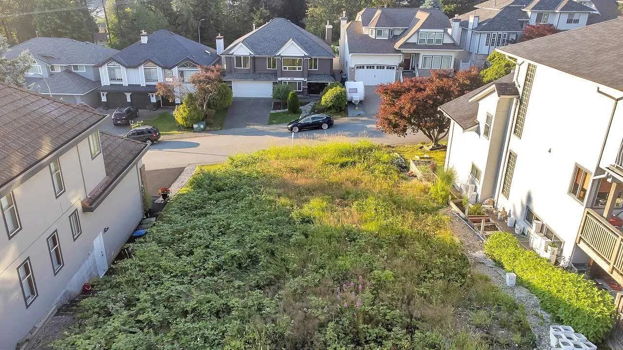 2658 Klassen Court