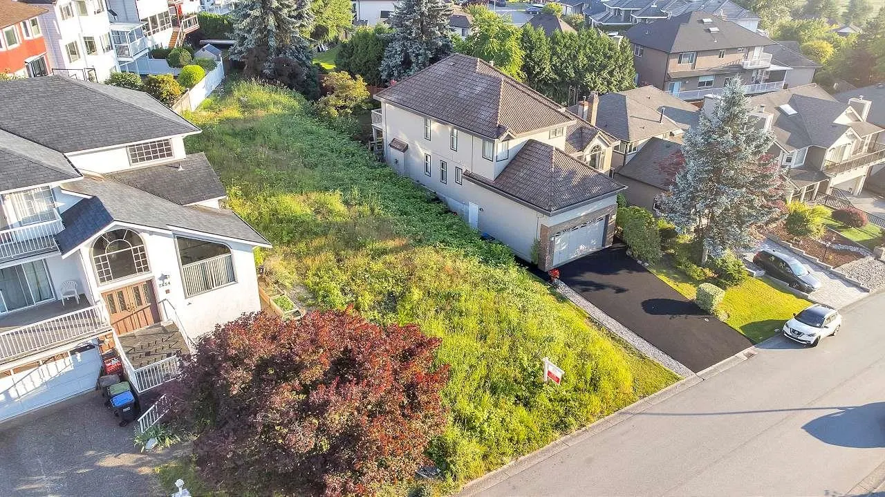2658 Klassen Court