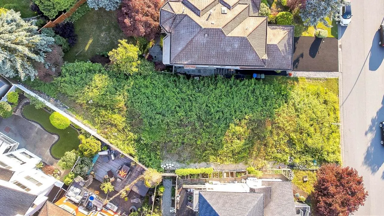2658 Klassen Court