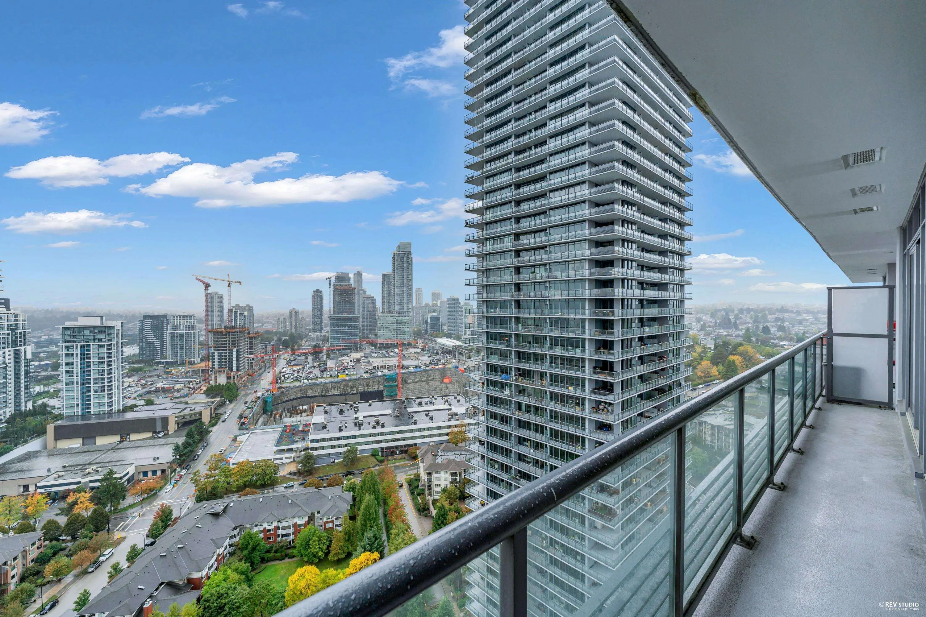 2402 4730 Lougheed Highway