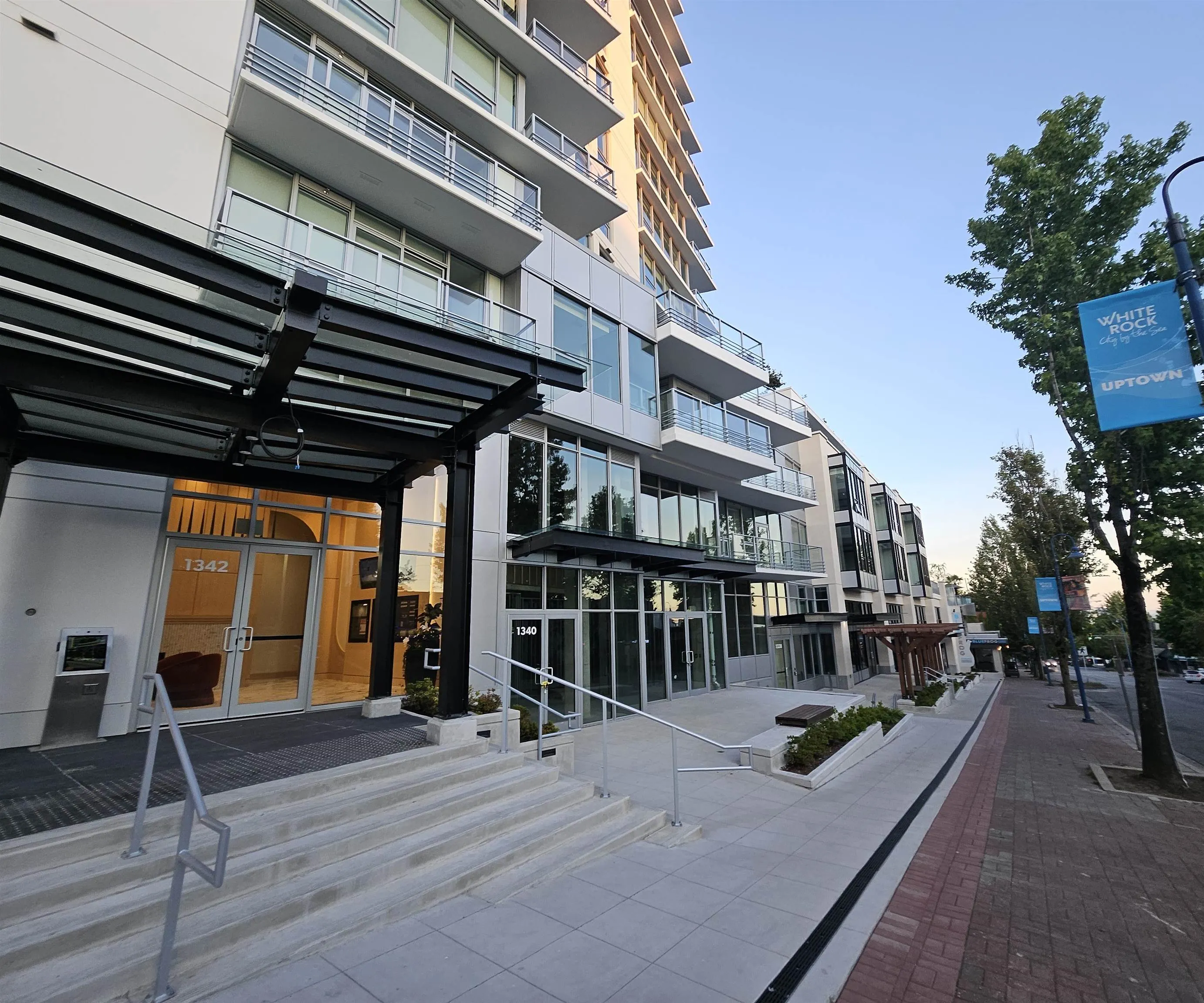 403 1342 Johnston Road