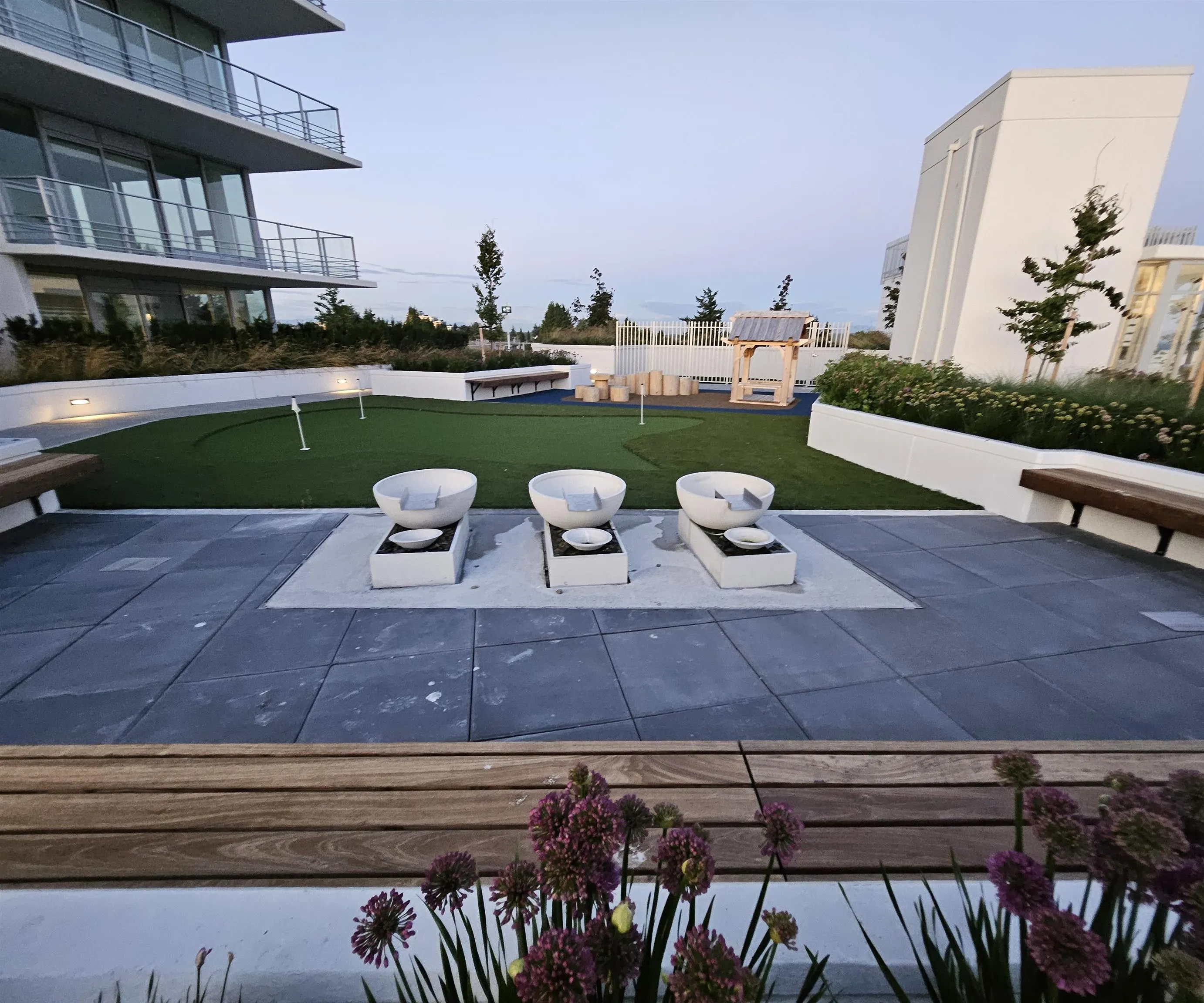 403 1342 Johnston Road