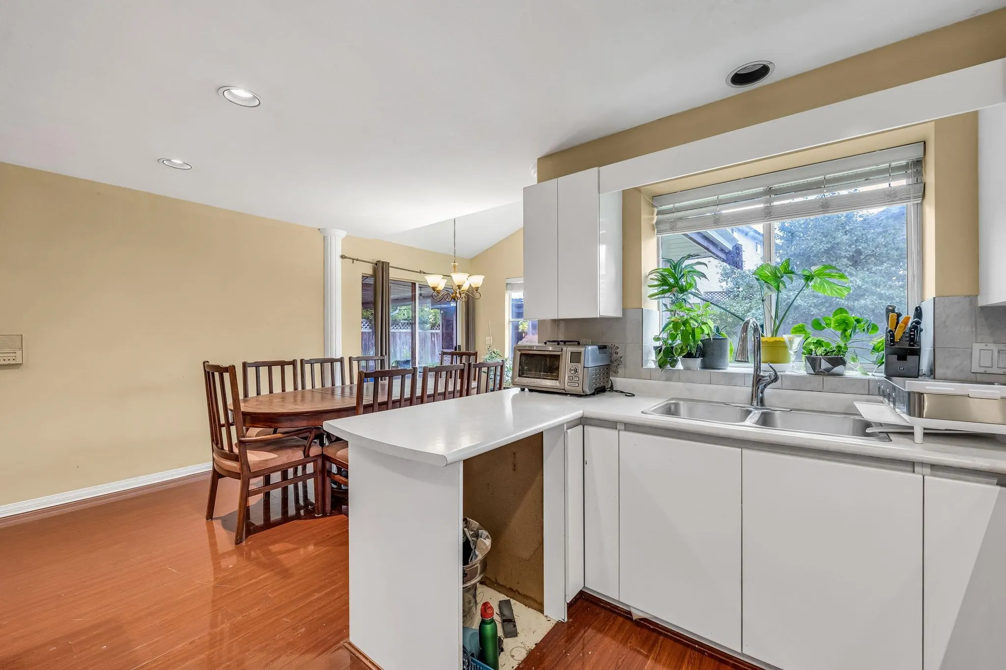 10070 171a Street