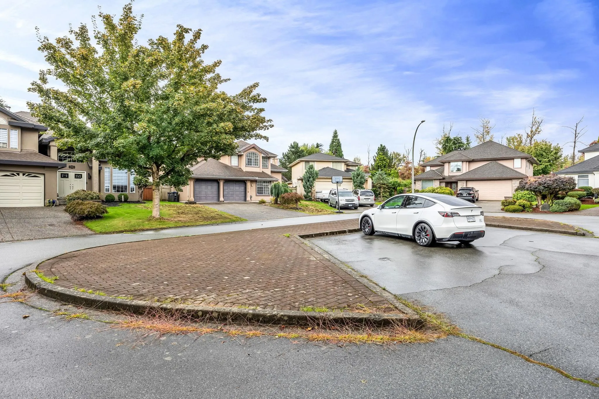 10070 171a Street