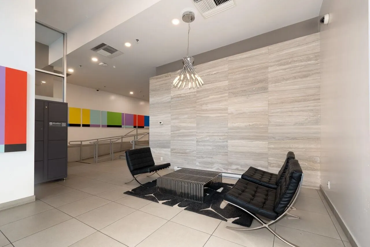 805 788 Hamilton Street