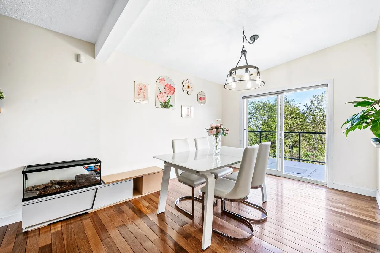 520 Ballantree Place