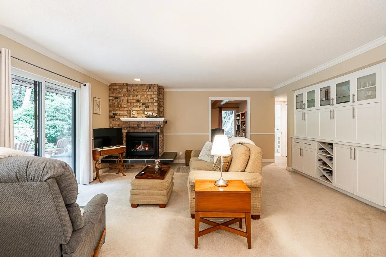 13197 Amble Greene Close