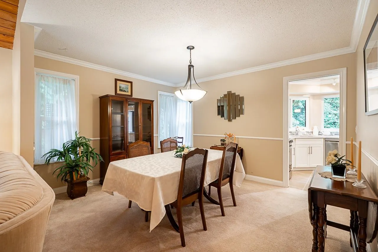 13197 Amble Greene Close