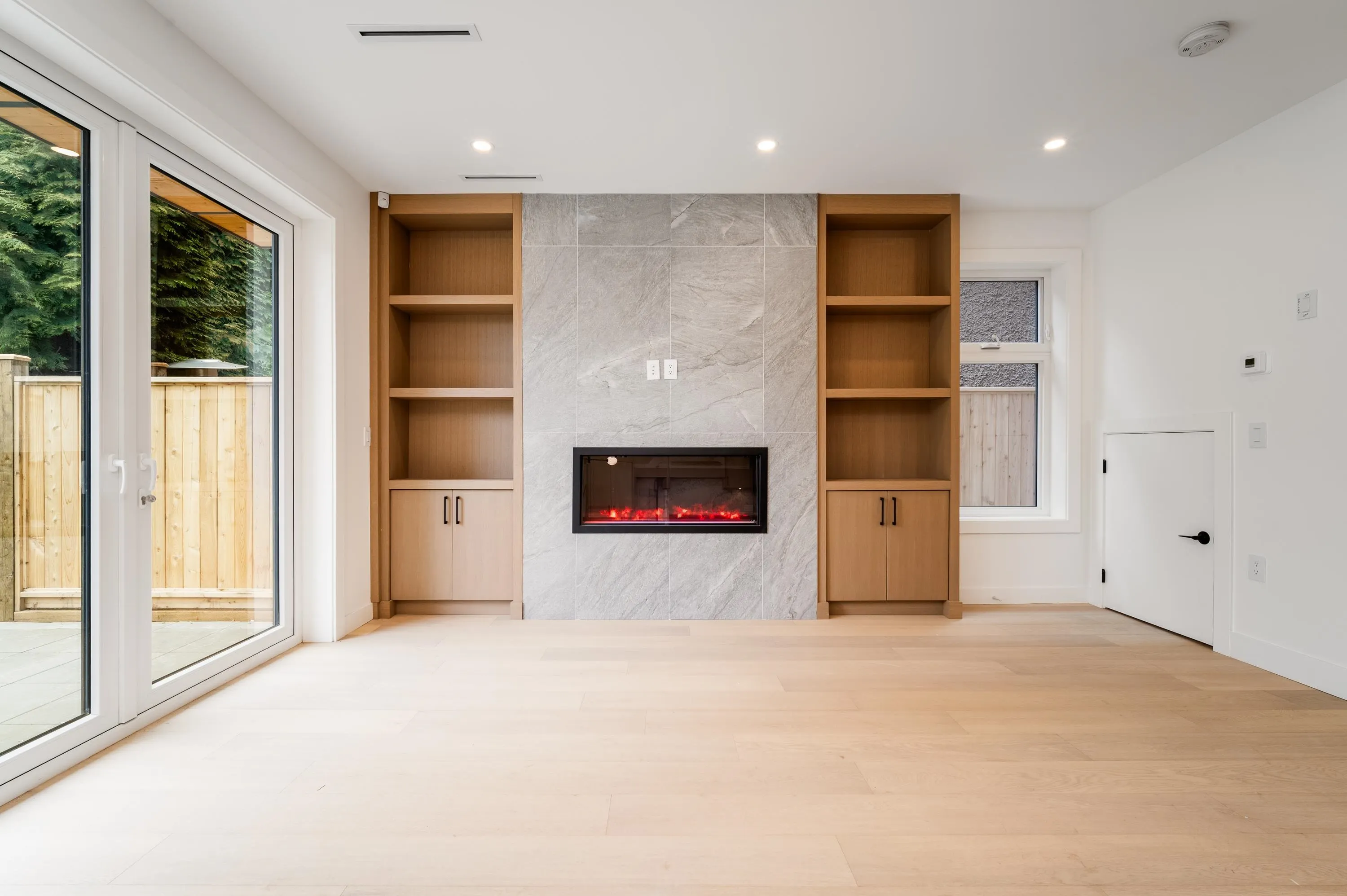 968 W 17th Avenue