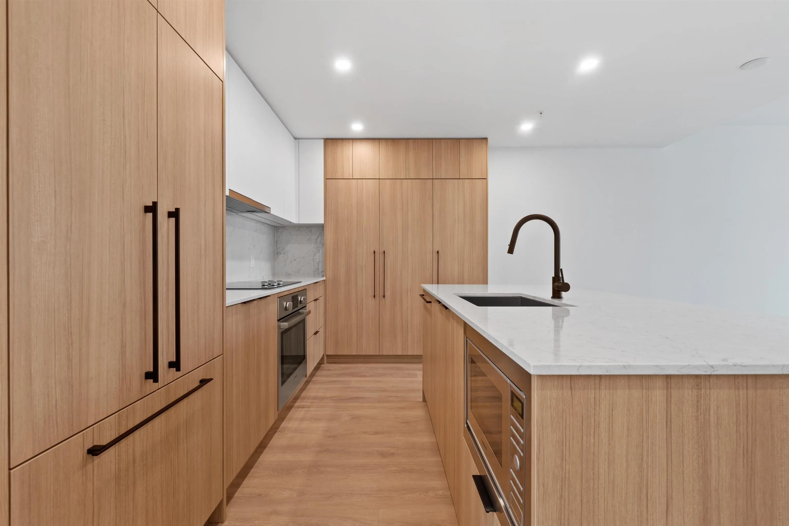 204 10225 Whalley Boulevard